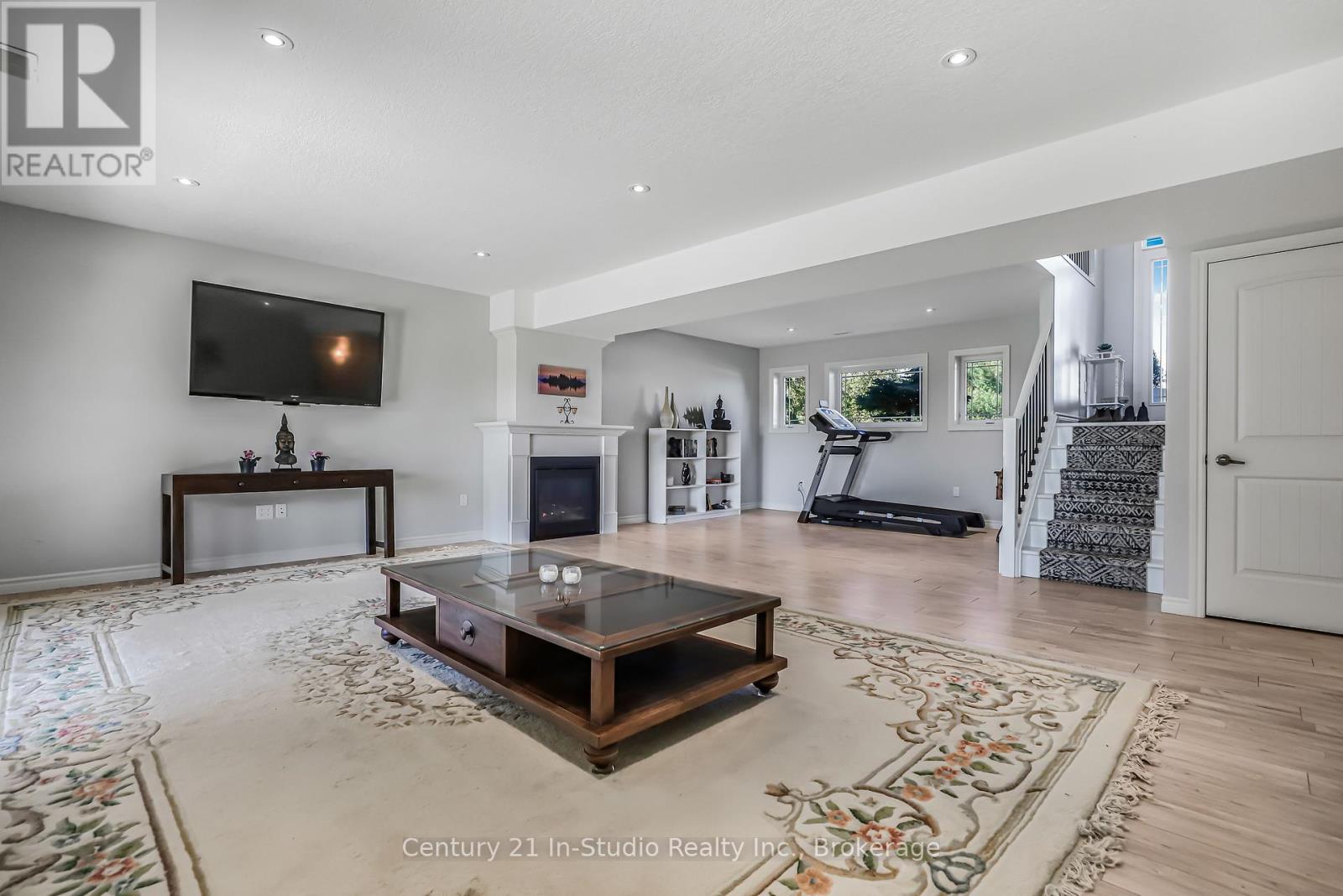 202 Meredith Way, Chatsworth, Ontario  N0H 1G0 - Photo 41 - X12098166