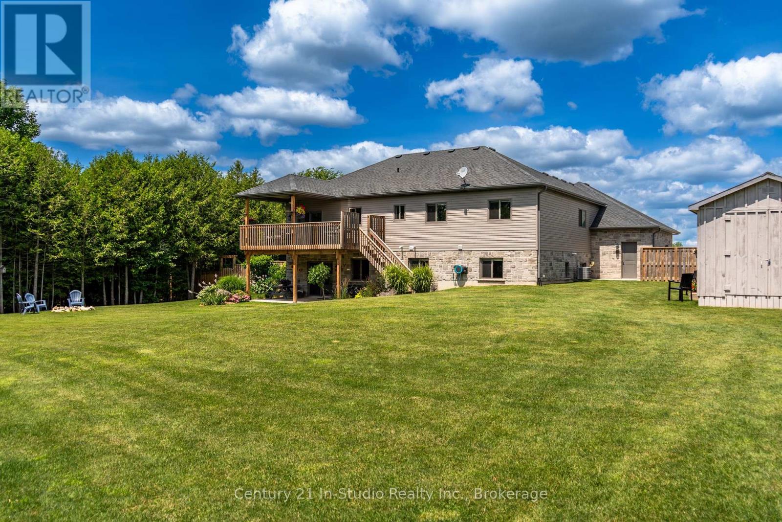 202 Meredith Way, Chatsworth, Ontario  N0H 1G0 - Photo 9 - X12098166