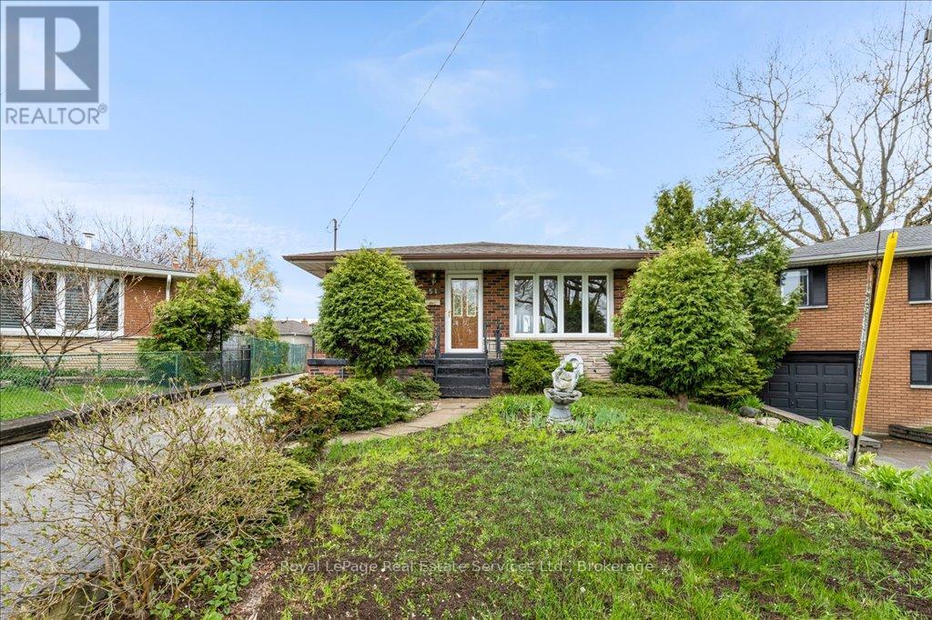 51 Athens Street, Hamilton, Ontario  L9C 3K8 - Photo 2 - X12297069