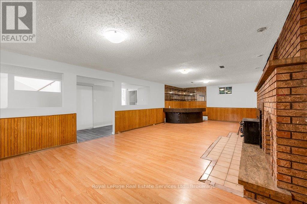 51 Athens Street, Hamilton, Ontario  L9C 3K8 - Photo 20 - X12297069
