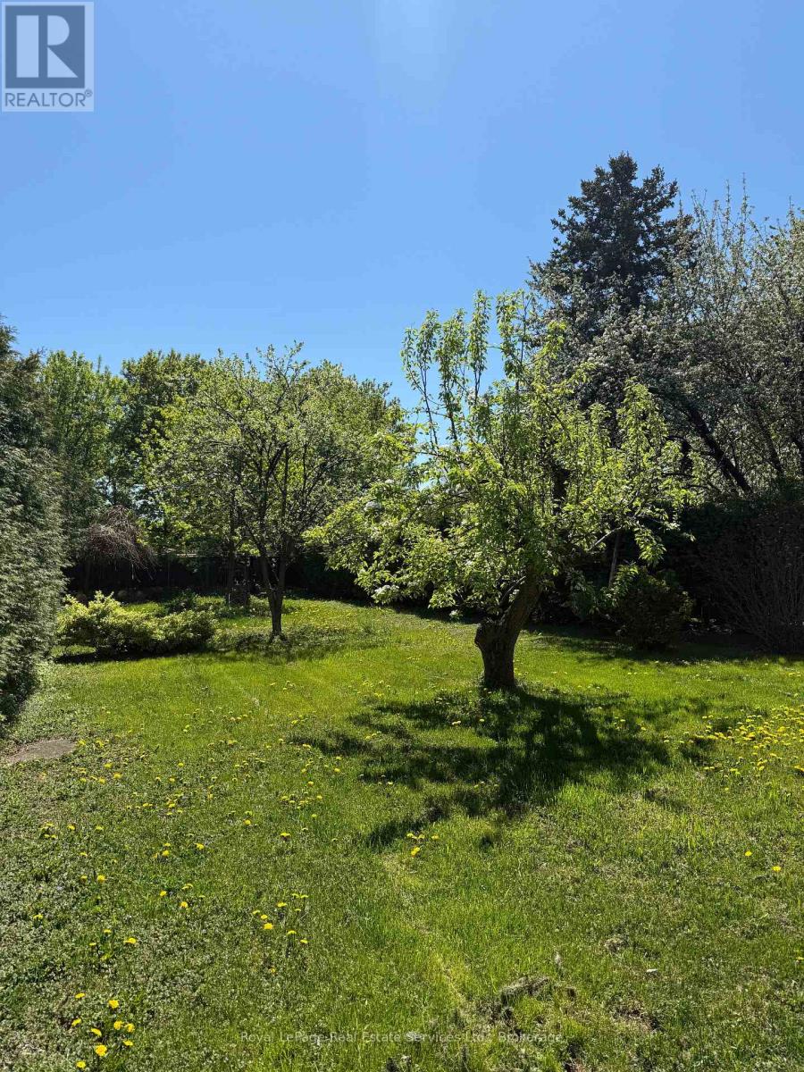 51 Athens Street, Hamilton, Ontario  L9C 3K8 - Photo 29 - X12297069