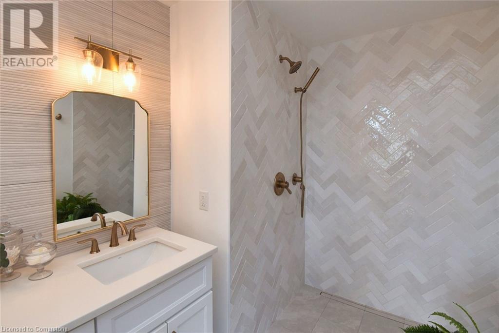 46 Parkmanor Drive, Stoney Creek, Ontario  L8E 5L2 - Photo 31 - 40724798