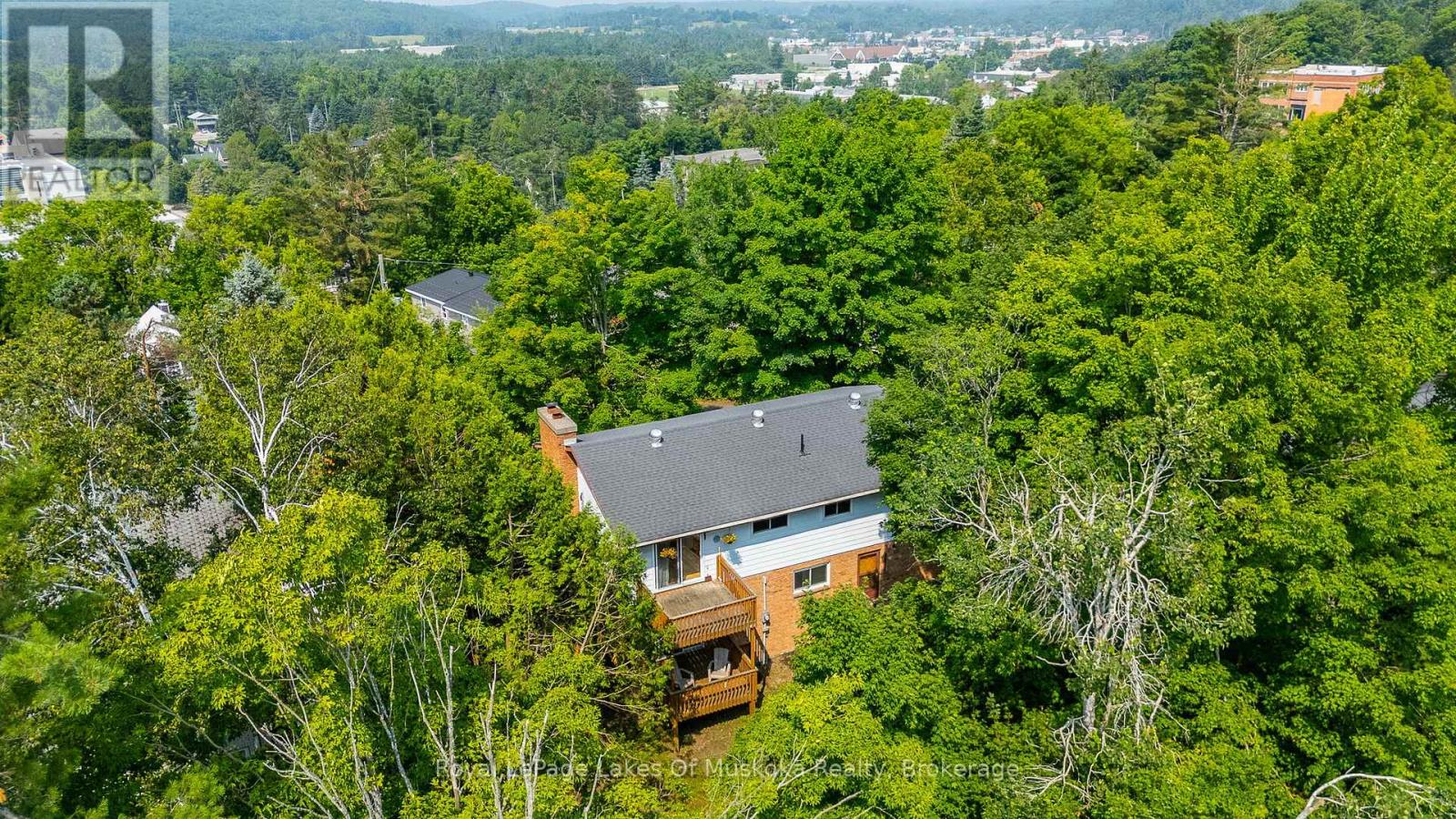 37 Church Street, Bracebridge, Ontario  P1L 2A2 - Photo 42 - X12297090