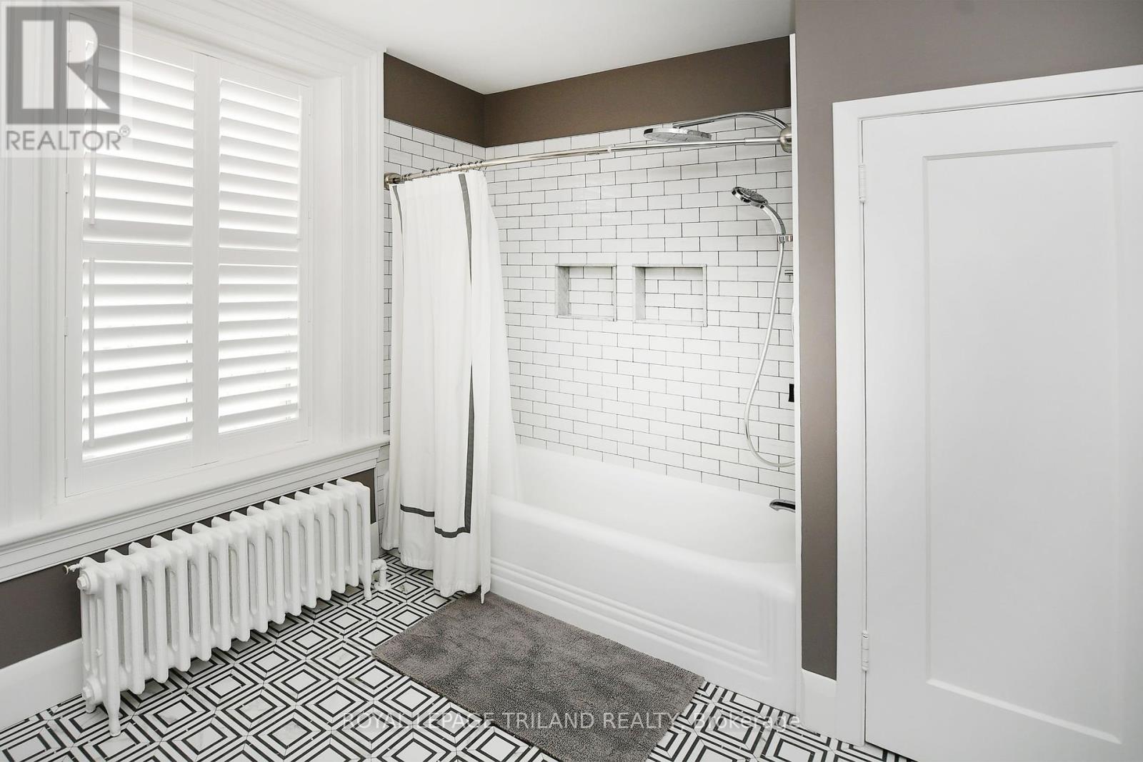 2770 Sheffield Place, London South, Ontario  N6M 0E5 - Photo 30 - X12133438