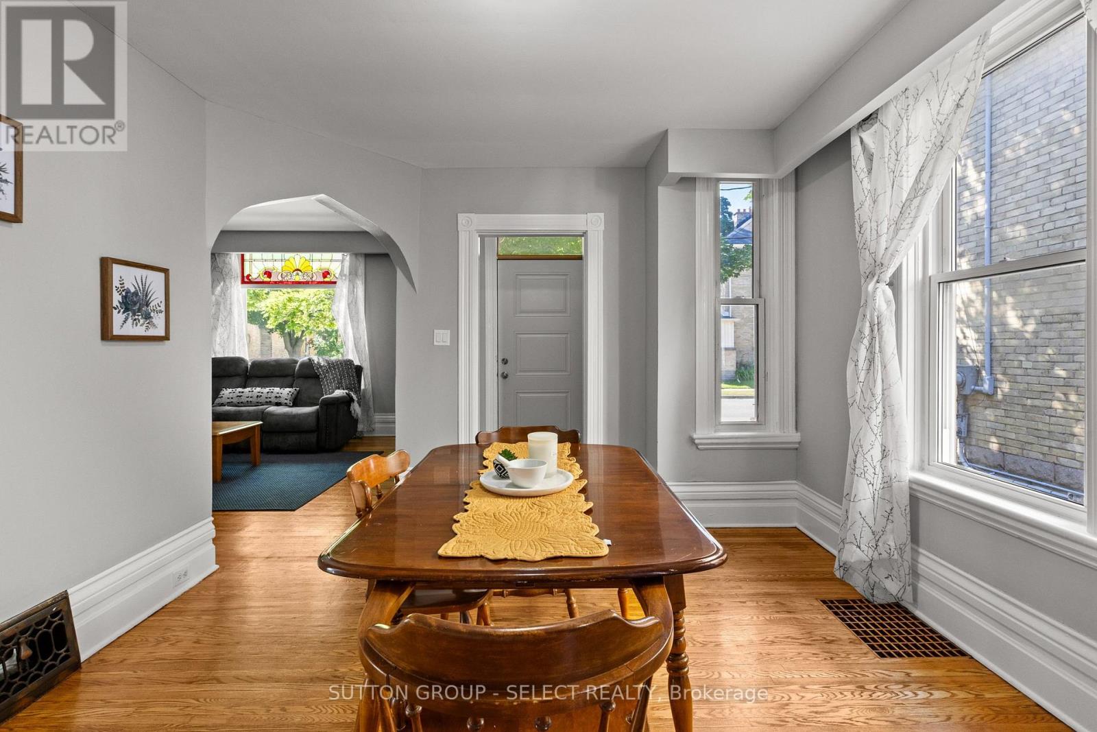 89 Becher Street, London South, Ontario  N6C 1A6 - Photo 5 - X12297217