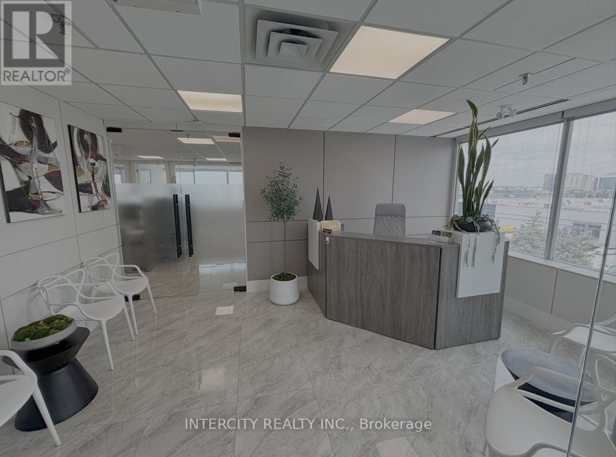 502 - 216 Chrislea Road, Vaughan, Ontario  L4L 8S5 - Photo 2 - N12297113