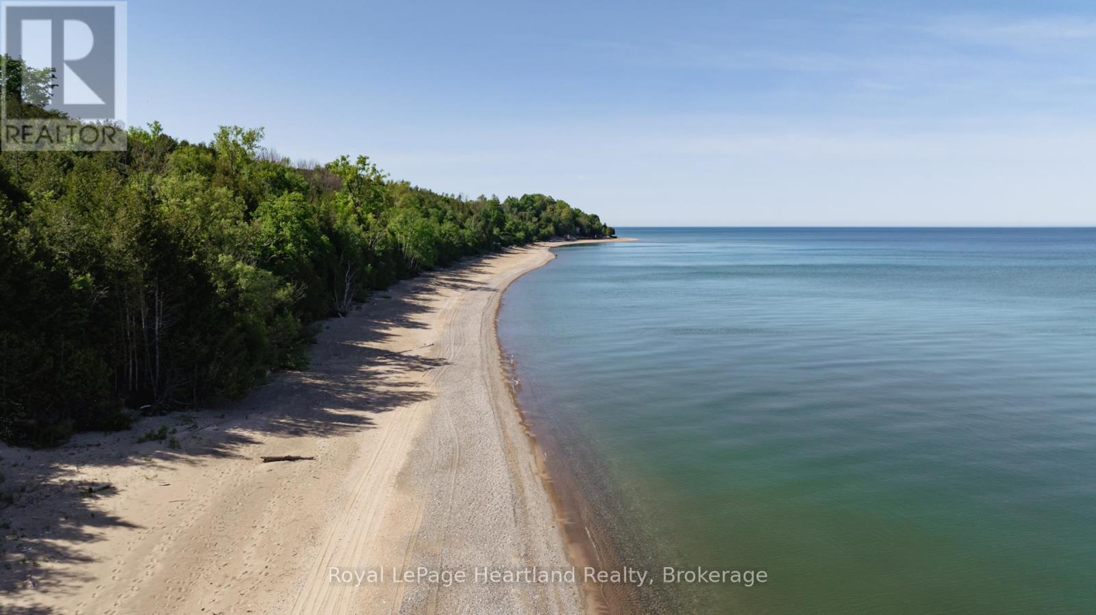 35 Huron Street S, Ashfield-Colborne-Wawanosh, Ontario  N7A 3X9 - Photo 12 - X12297237