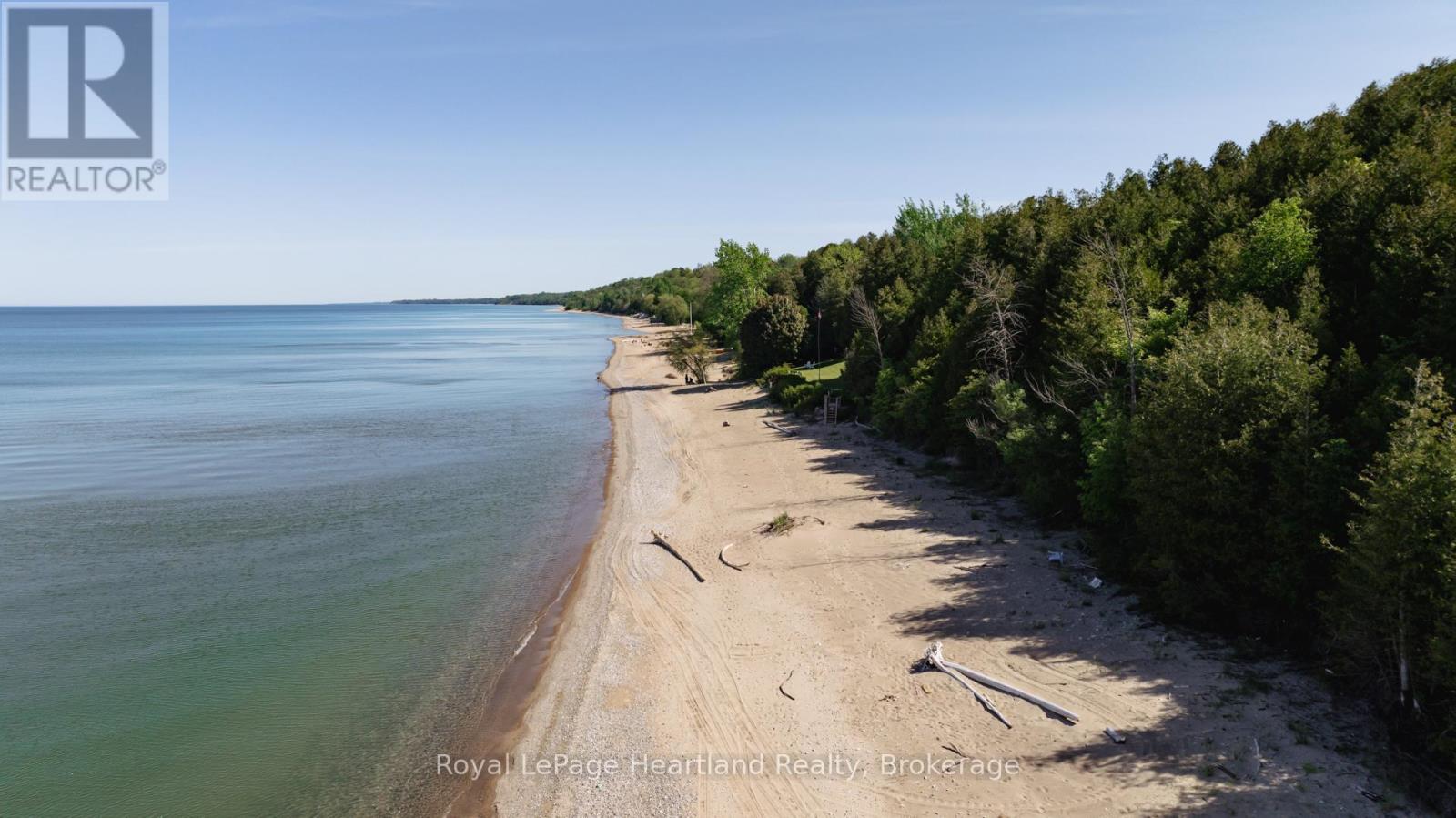 35 Huron Street S, Ashfield-Colborne-Wawanosh, Ontario  N7A 3X9 - Photo 13 - X12297237