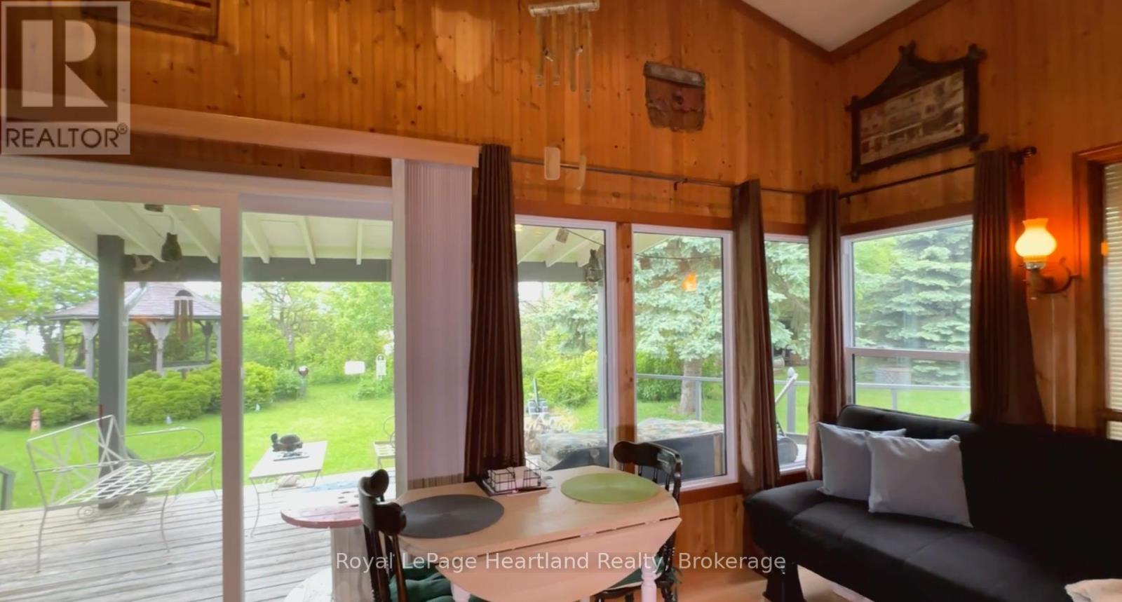 35 Huron Street S, Ashfield-Colborne-Wawanosh, Ontario  N7A 3X9 - Photo 35 - X12297237