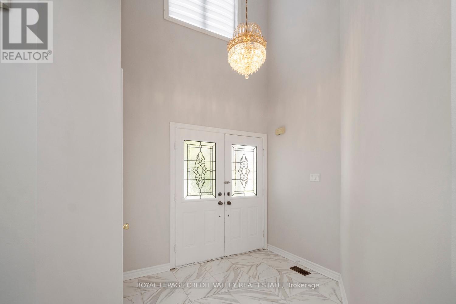 Property at 972 WINTERTON WAY image 3