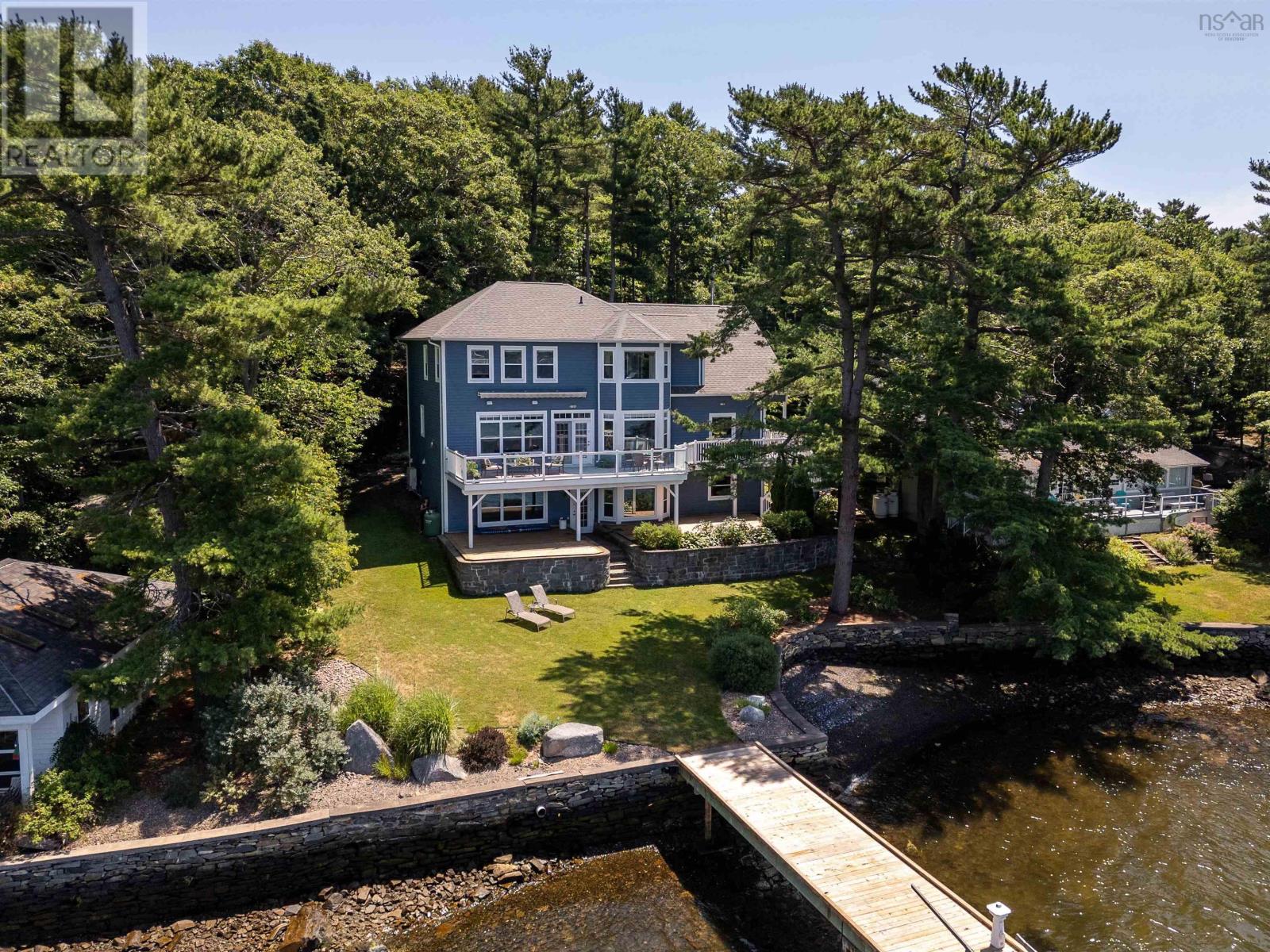 981 Shore Drive, Bedford, Nova Scotia  B4A 2E6 - Photo 2 - 202417715
