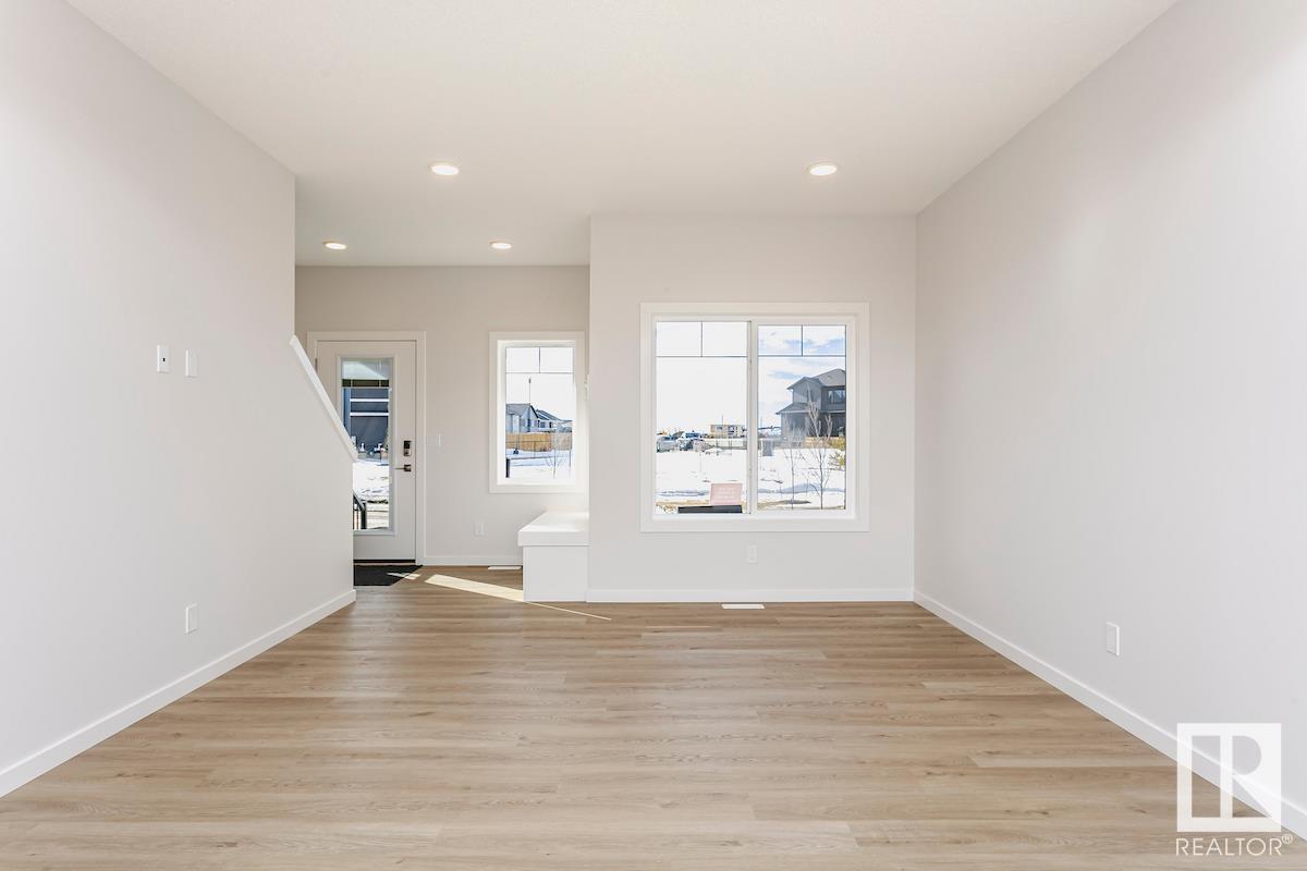 310 Hawthorn Wy, Leduc, Alberta  T9E 0B1 - Photo 2 - E4448886