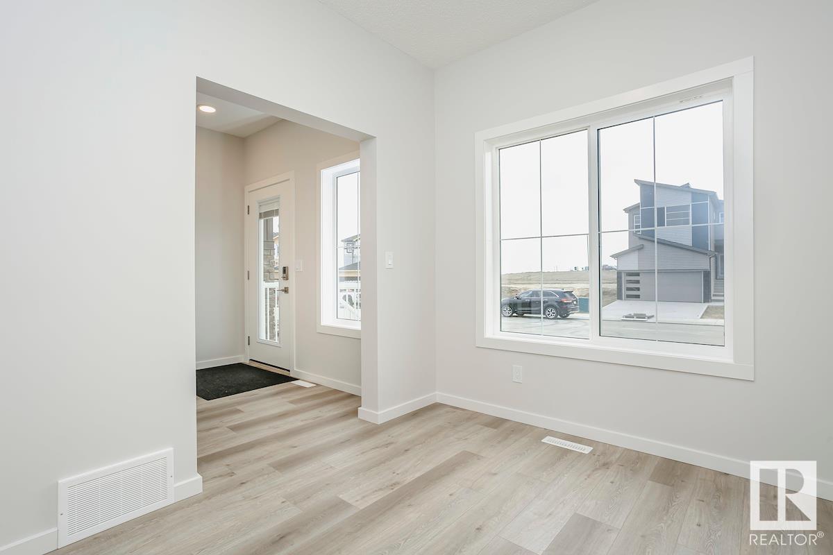 310 Hawthorn Wy, Leduc, Alberta  T9E 0B1 - Photo 7 - E4448886