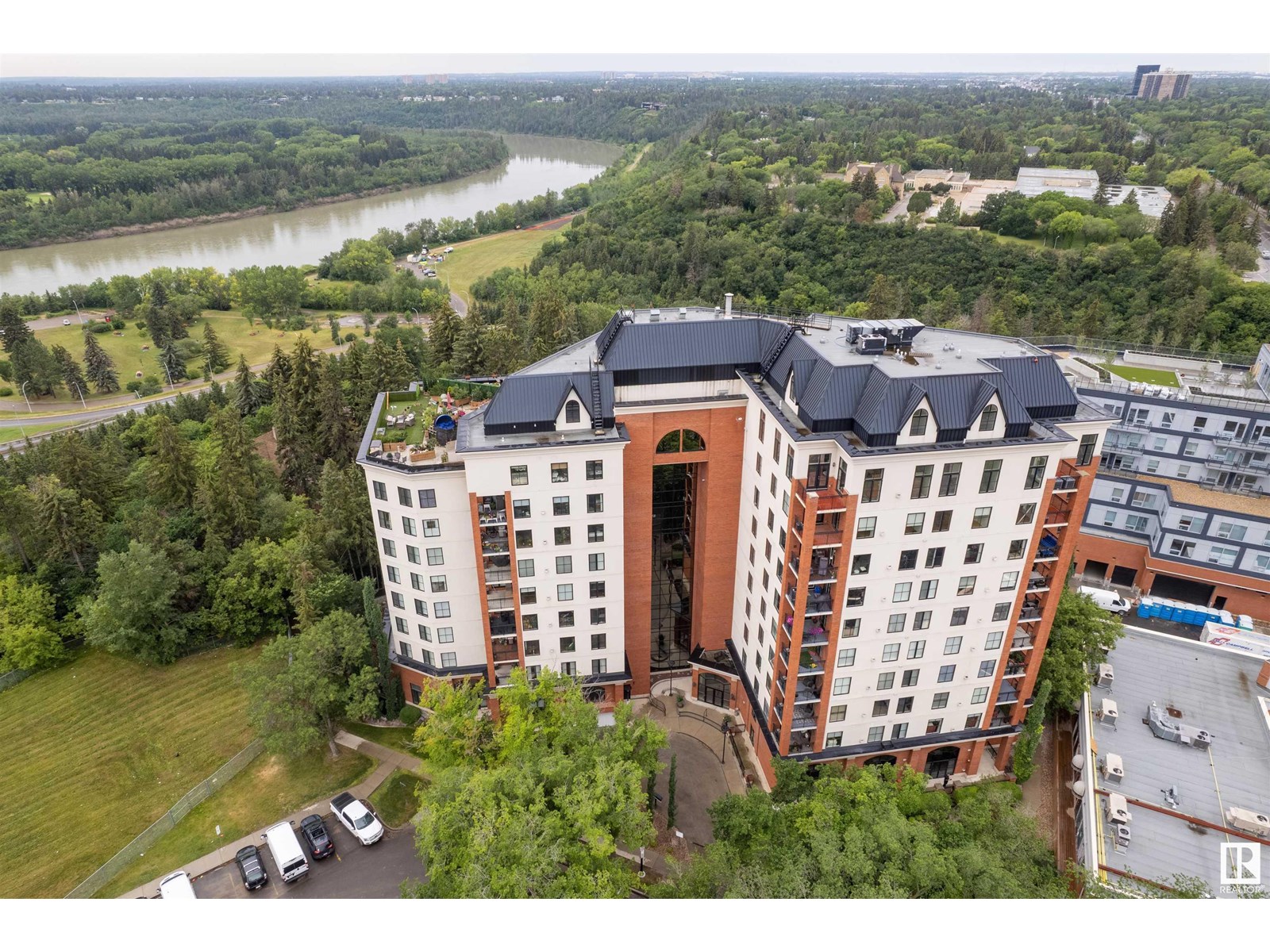 #604 10108 125 St Nw, Edmonton, Alberta  T5N 4B6 - Photo 1 - E4427439