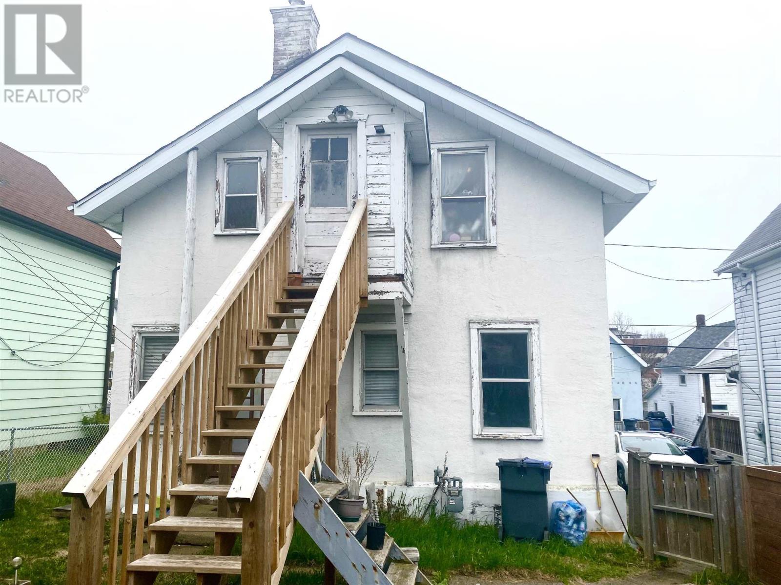Property at 16 Johnson AVE image 2