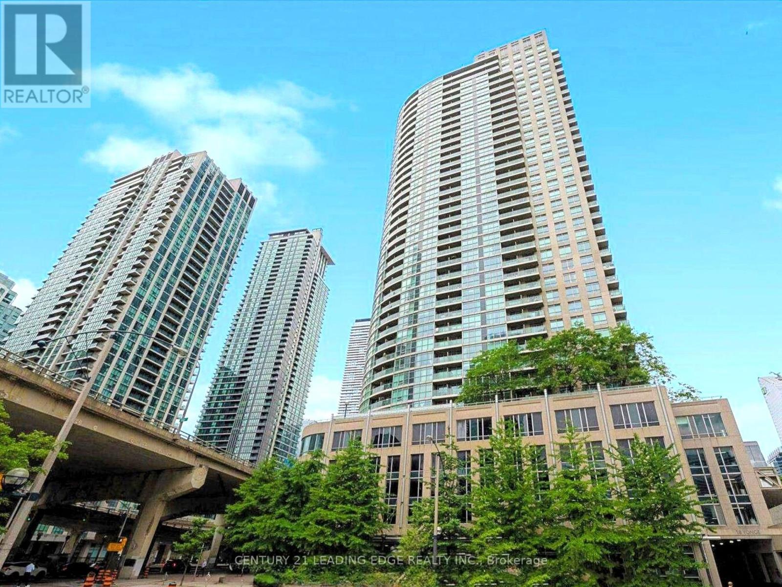 2212 - 18 Yonge Street, Toronto, Ontario  M5E 1Z8 - Photo 1 - C12297209