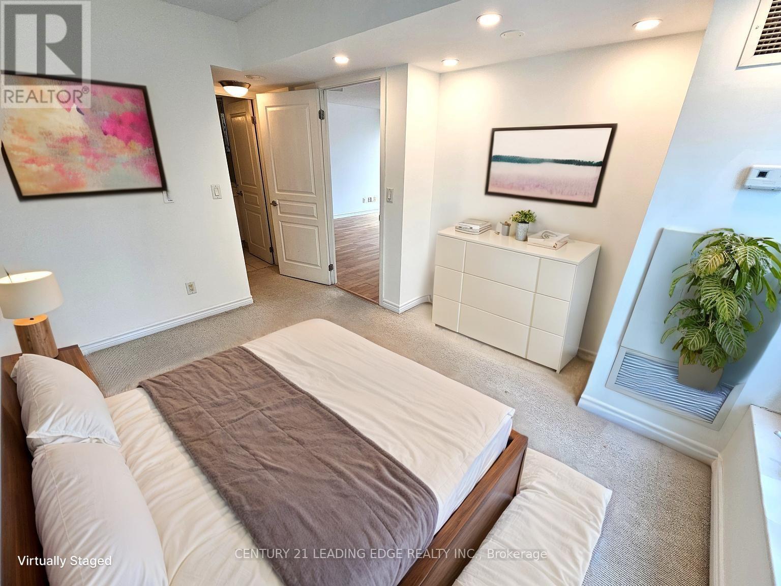 2212 - 18 Yonge Street, Toronto, Ontario  M5E 1Z8 - Photo 12 - C12297209