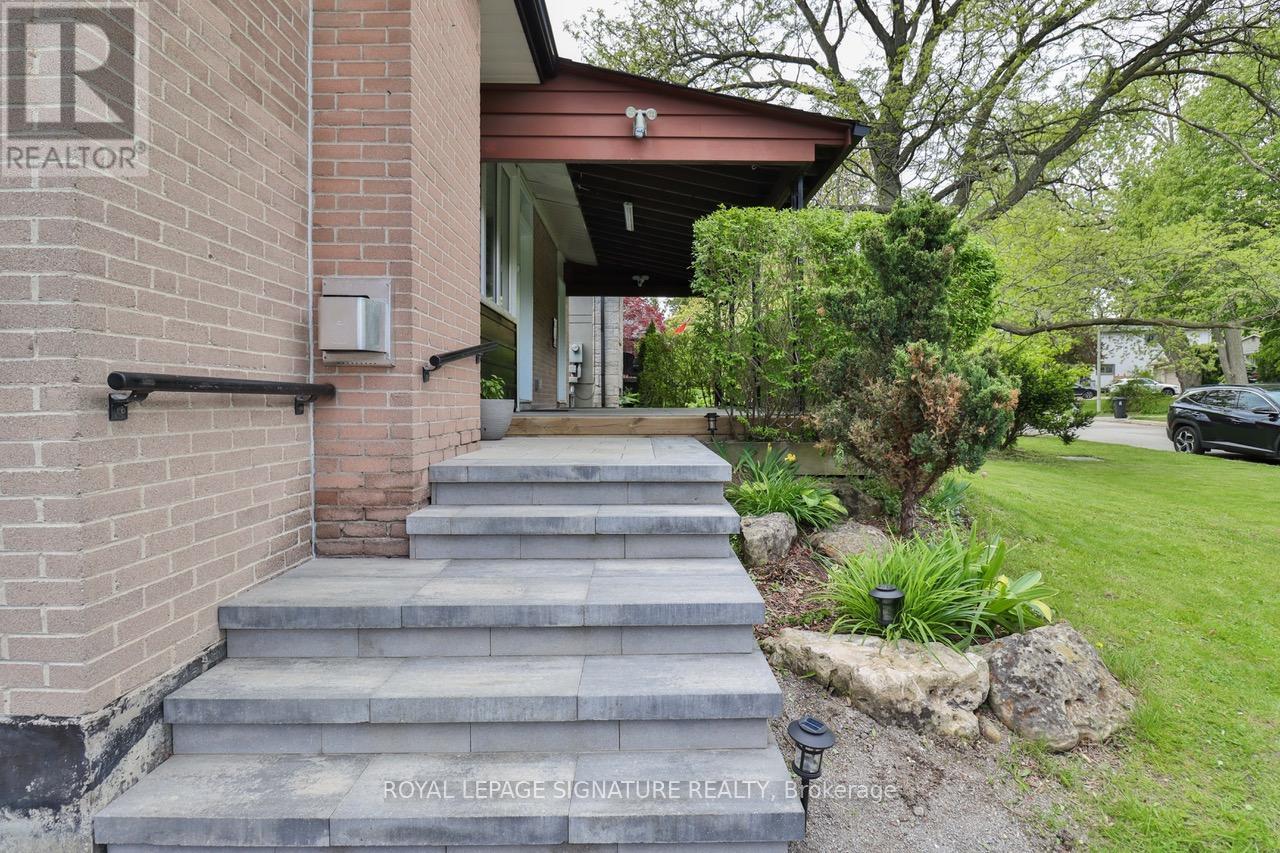 Property at 76 BERKINSHAW CRESCENT image 5