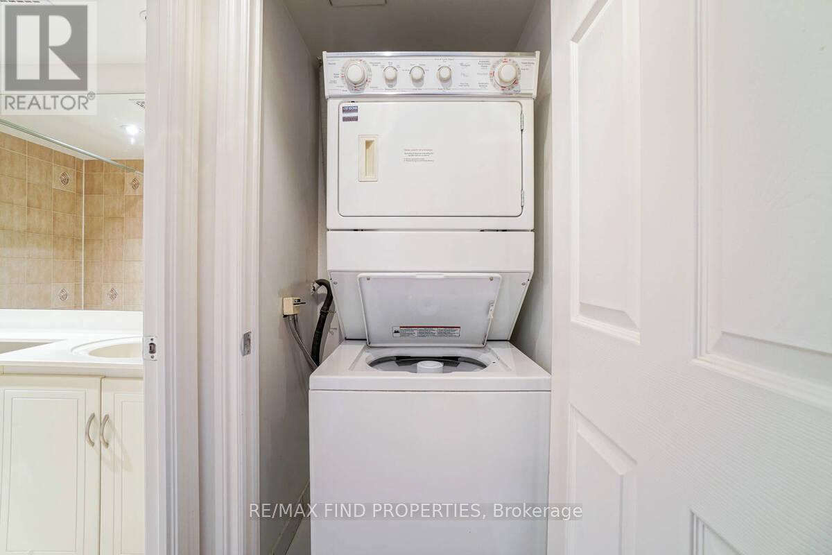 401 - 270 Wellington Street W, Toronto, Ontario  M5V 3P5 - Photo 19 - C12297259