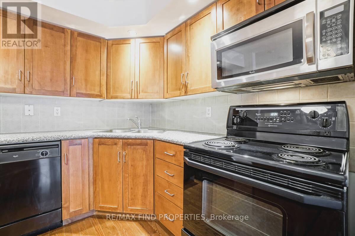 401 - 270 Wellington Street W, Toronto, Ontario  M5V 3P5 - Photo 9 - C12297259