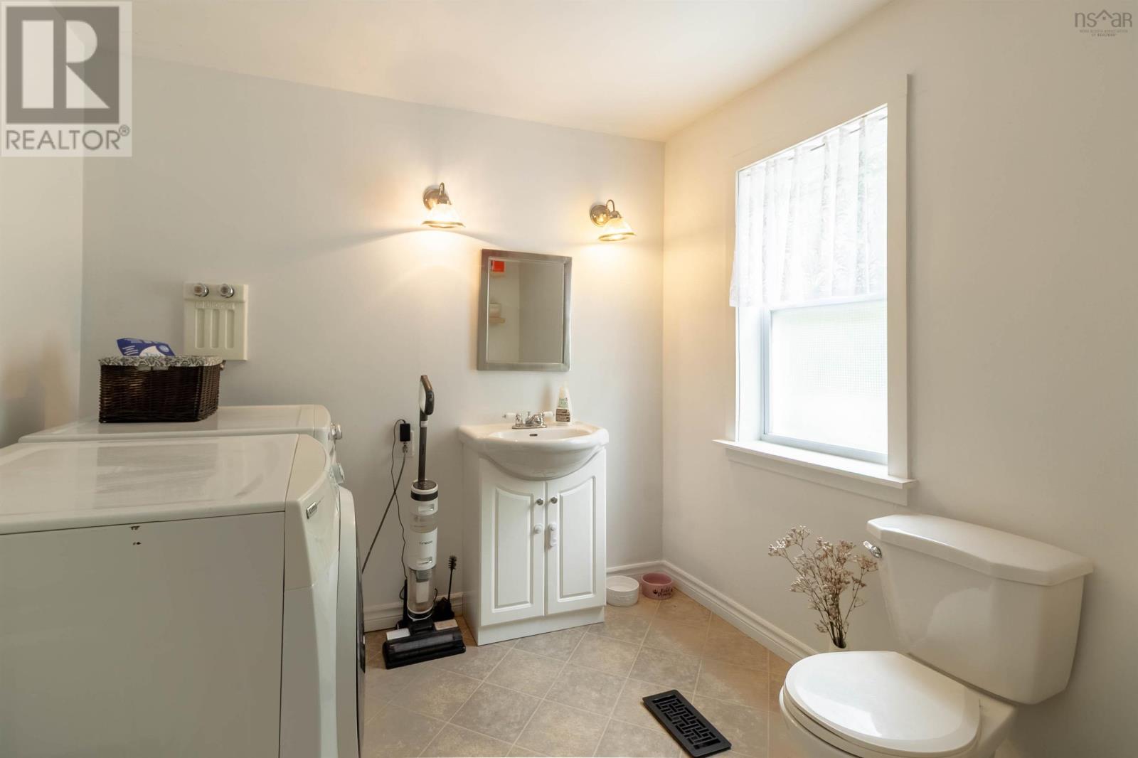 5851 Highway 1, St. Croix, Nova Scotia  B0N 1L0 - Photo 14 - 202516922