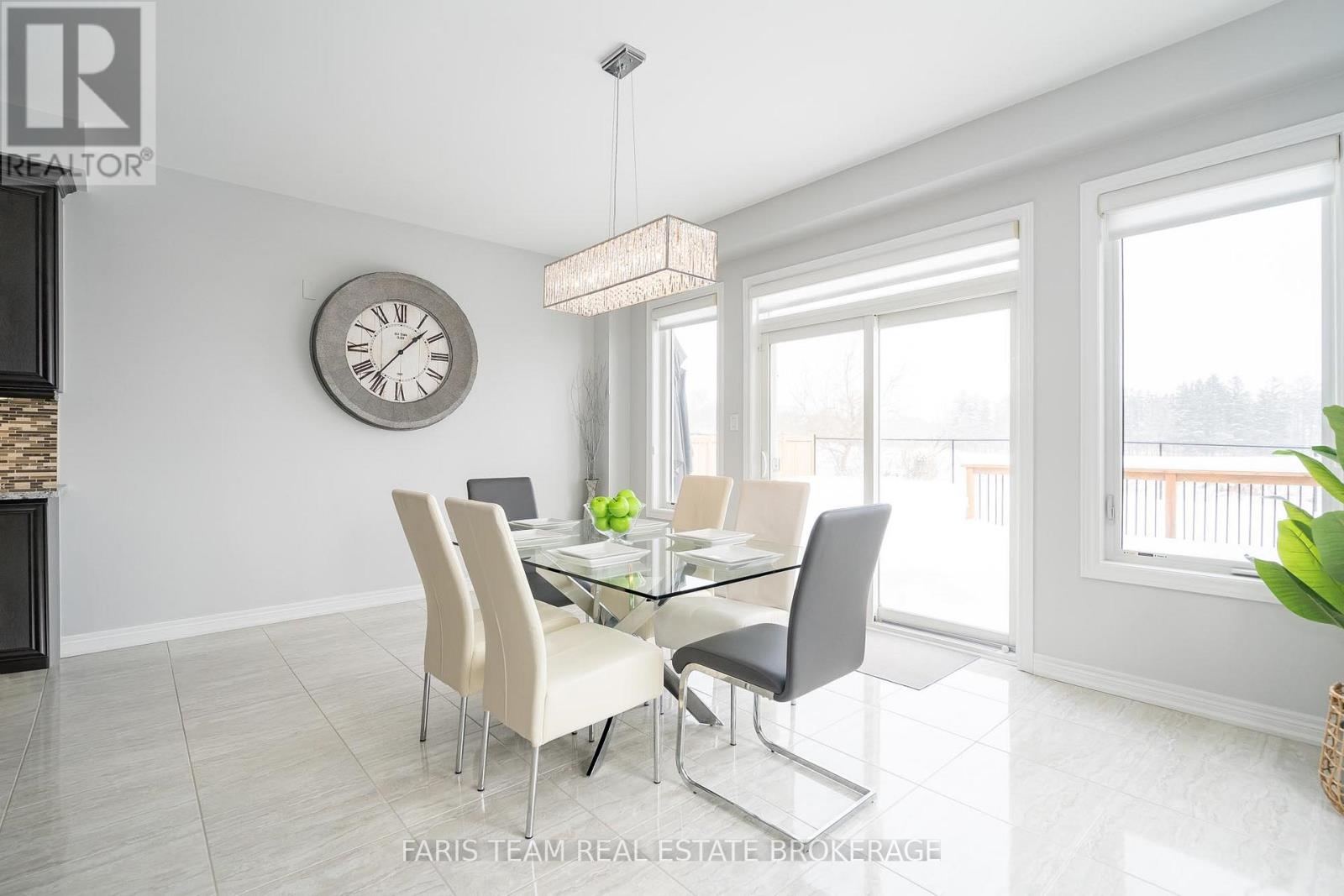 72 Heritage Road, Innisfil (Cookstown), Ontario  L0L 1L0 - Photo 13 - N12297168