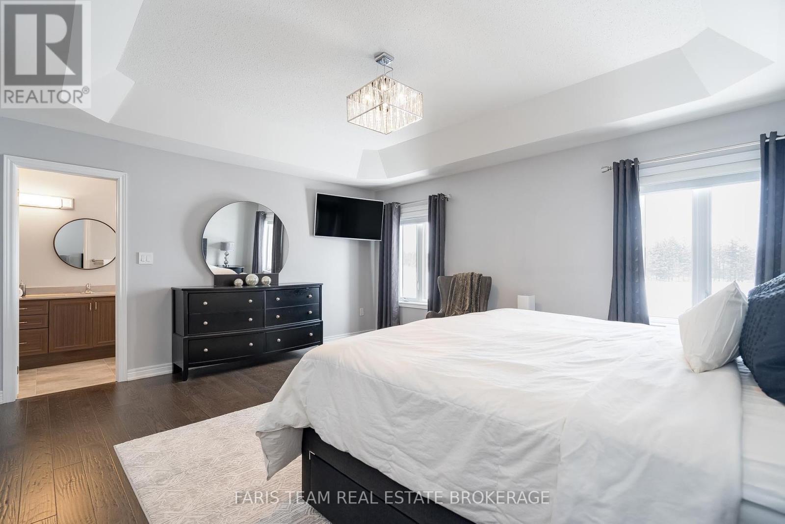 72 Heritage Road, Innisfil (Cookstown), Ontario  L0L 1L0 - Photo 24 - N12297168