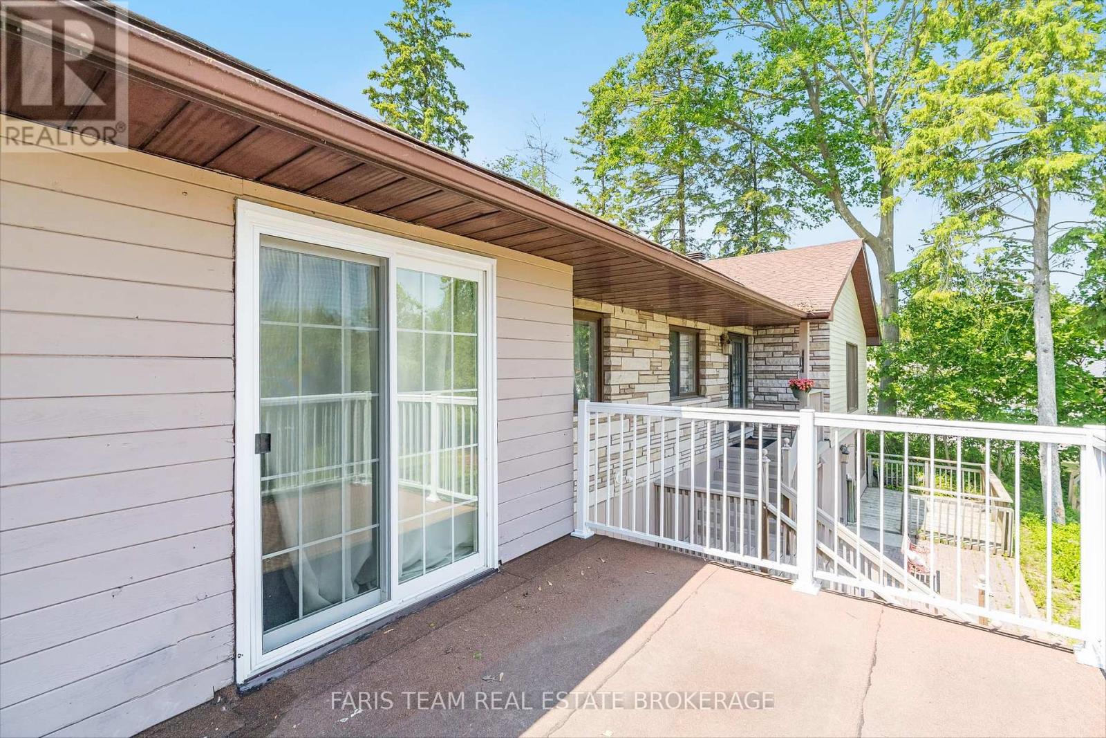 6234 Yonge Street, Innisfil, Ontario  L0L 1K0 - Photo 26 - N12297244
