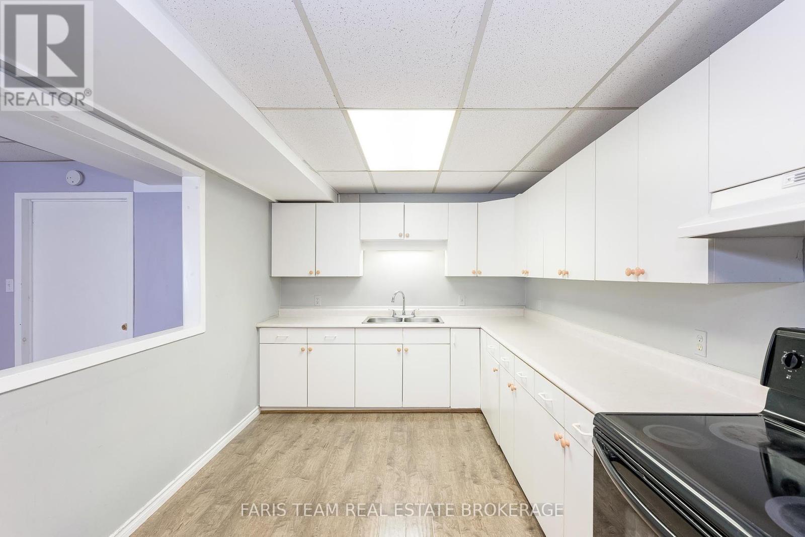 6234 Yonge Street, Innisfil, Ontario  L0L 1K0 - Photo 29 - N12297244