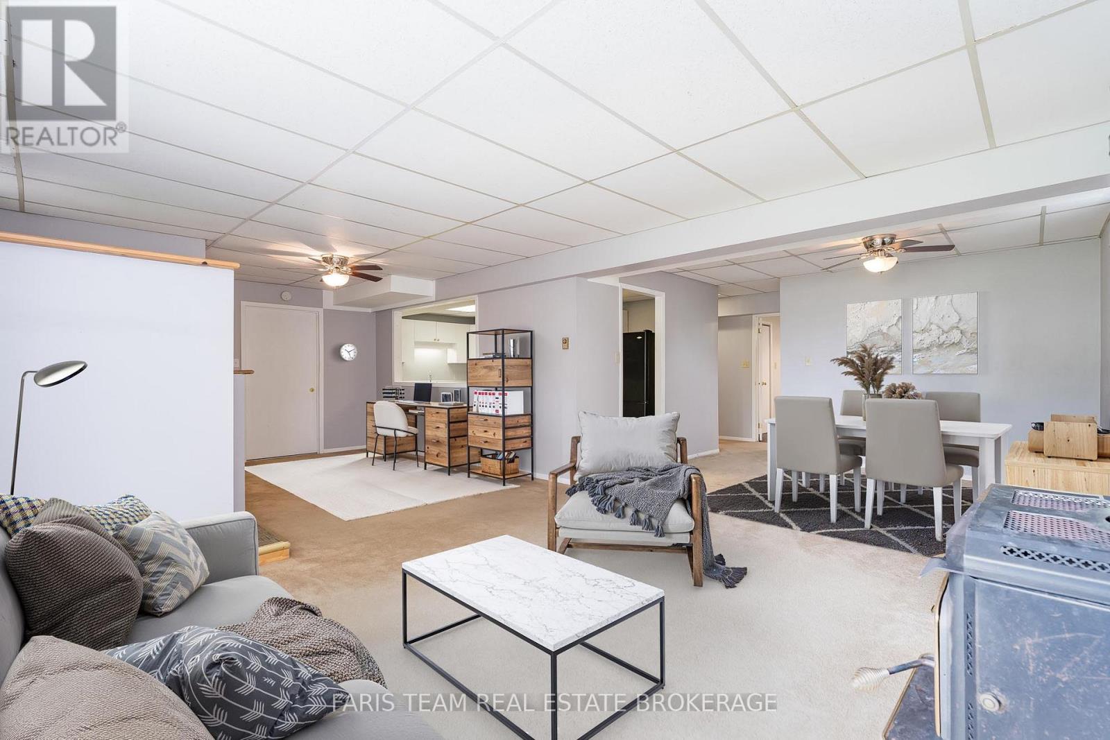 6234 Yonge Street, Innisfil, Ontario  L0L 1K0 - Photo 33 - N12297244