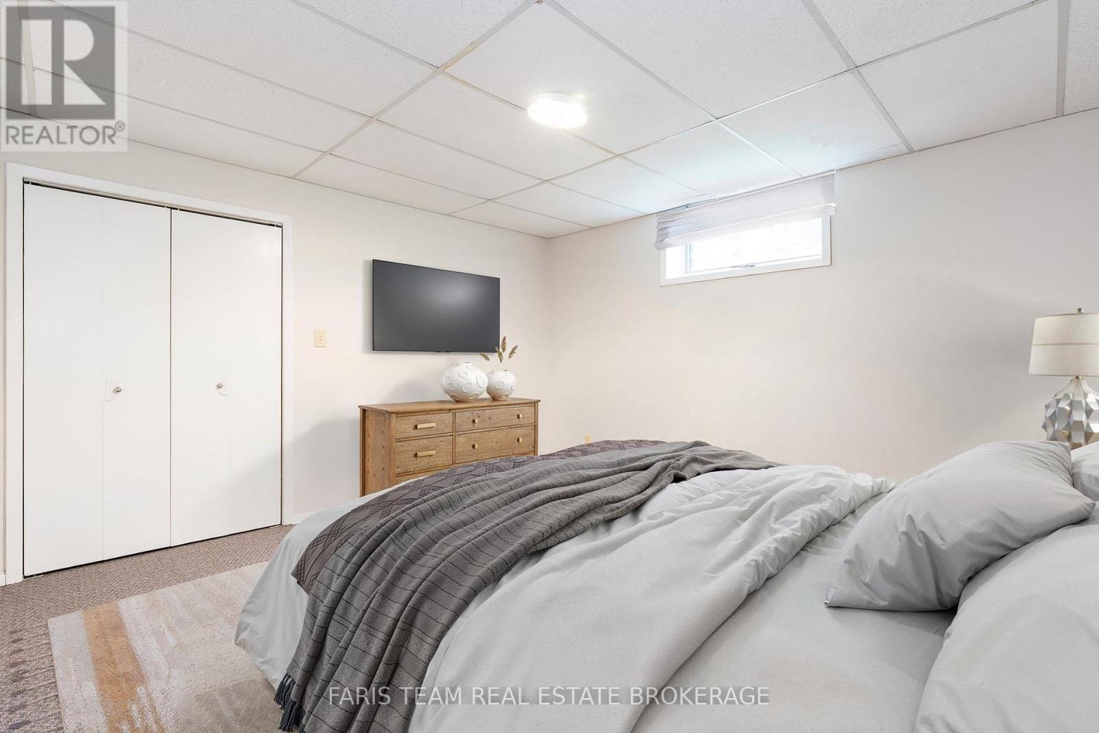 6234 Yonge Street, Innisfil, Ontario  L0L 1K0 - Photo 34 - N12297244