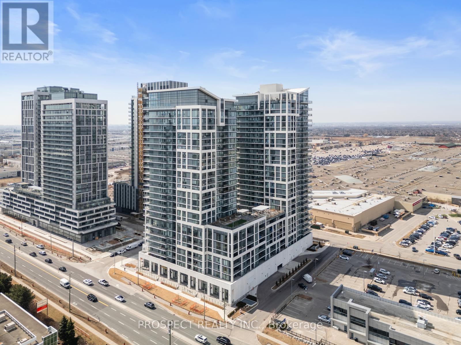 708 - 9000 Jane Street, Vaughan, Ontario  L4K 0M6 - Photo 1 - N12297289