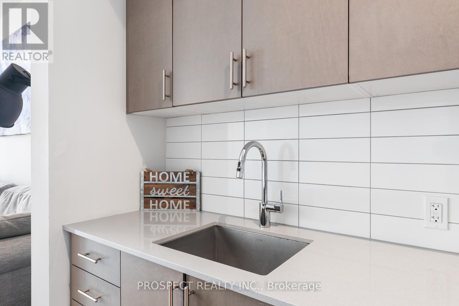 708 - 9000 Jane Street, Vaughan, Ontario  L4K 0M6 - Photo 15 - N12297289