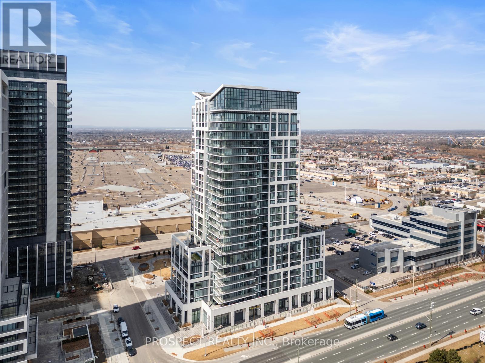 708 - 9000 Jane Street, Vaughan, Ontario  L4K 0M6 - Photo 2 - N12297289