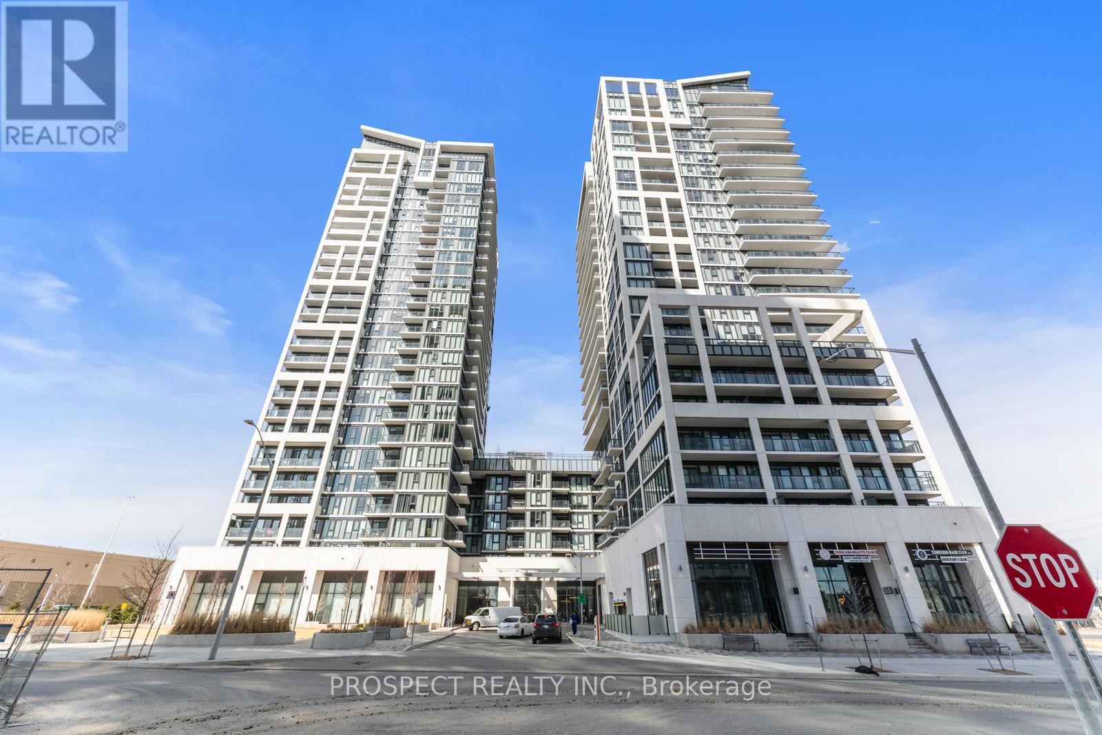 708 - 9000 Jane Street, Vaughan, Ontario  L4K 0M6 - Photo 3 - N12297289
