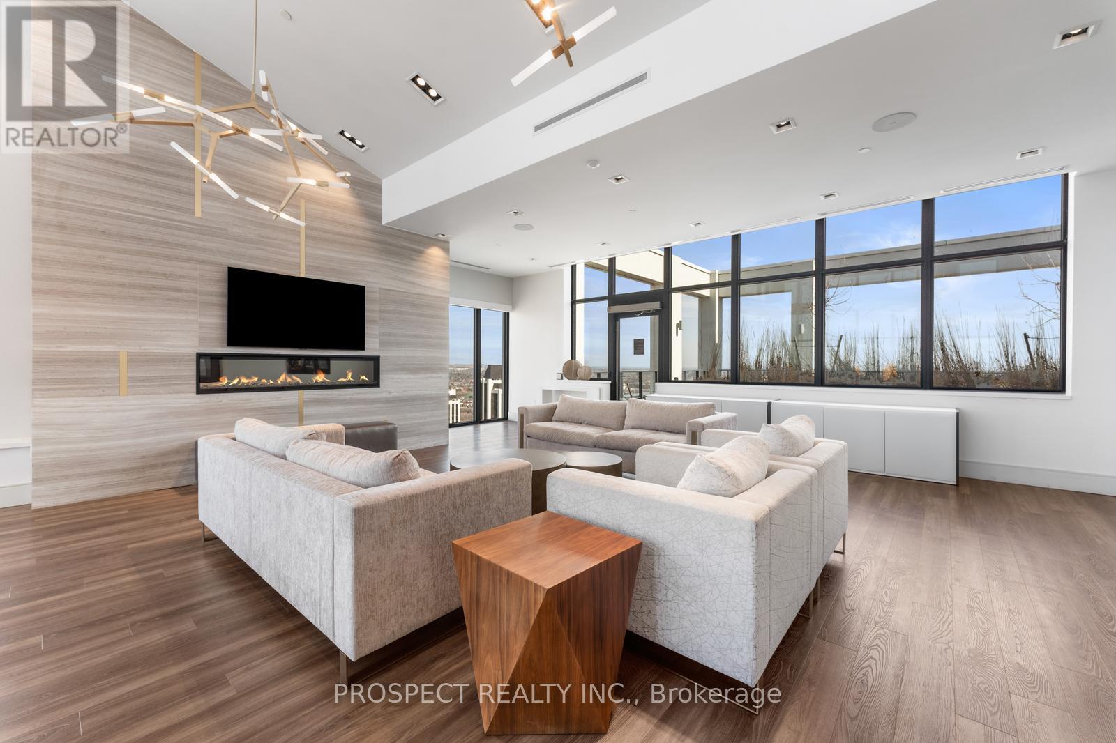 708 - 9000 Jane Street, Vaughan, Ontario  L4K 0M6 - Photo 32 - N12297289