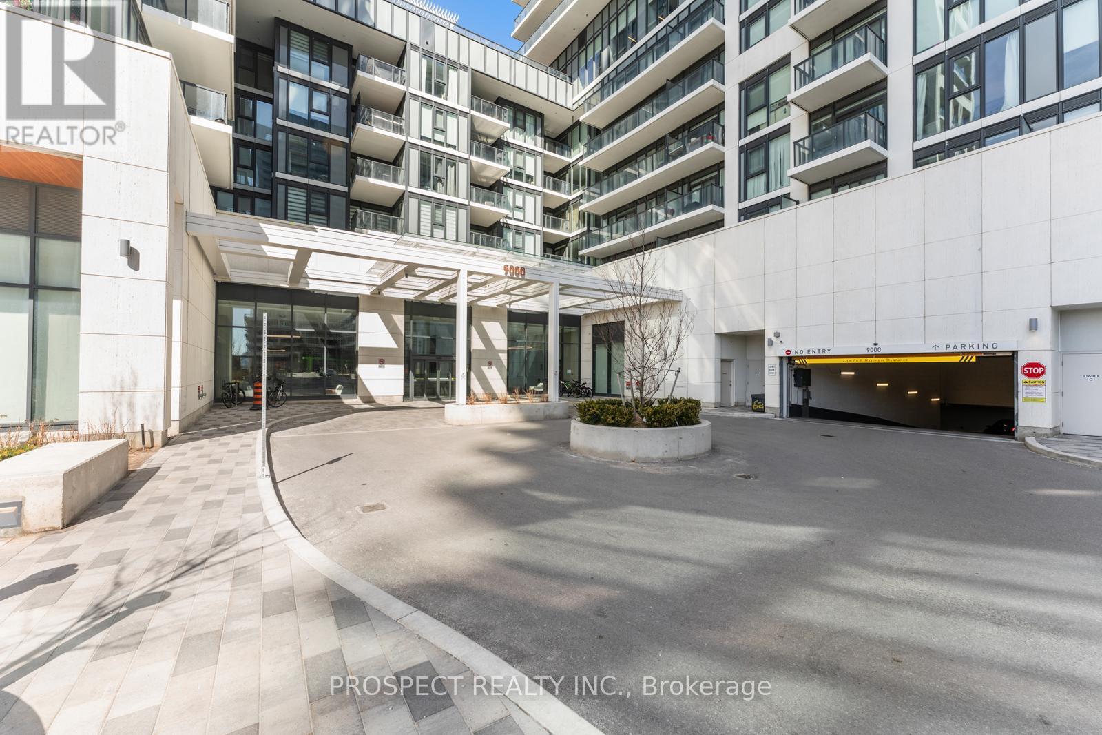 708 - 9000 Jane Street, Vaughan, Ontario  L4K 0M6 - Photo 4 - N12297289