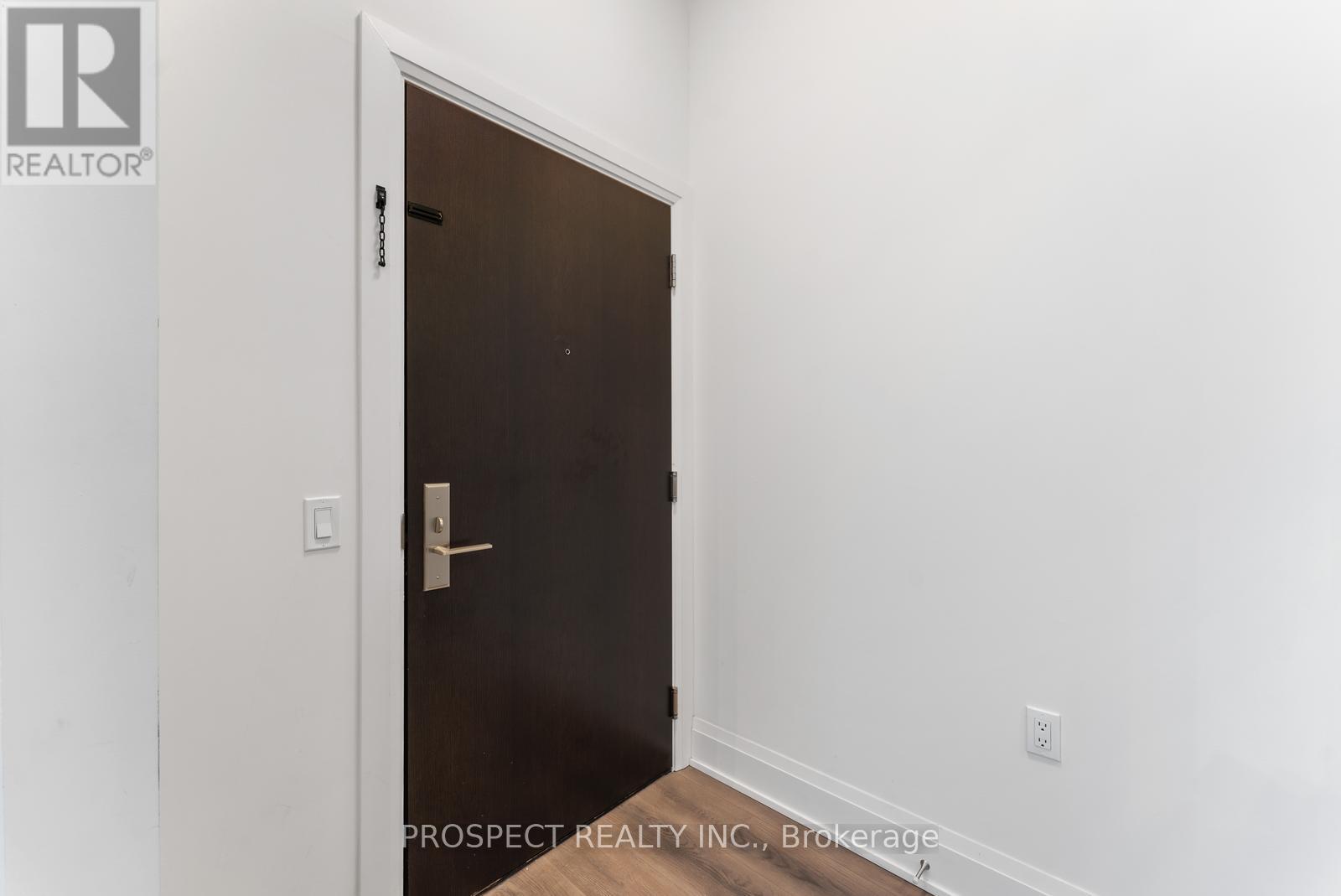 708 - 9000 Jane Street, Vaughan, Ontario  L4K 0M6 - Photo 8 - N12297289