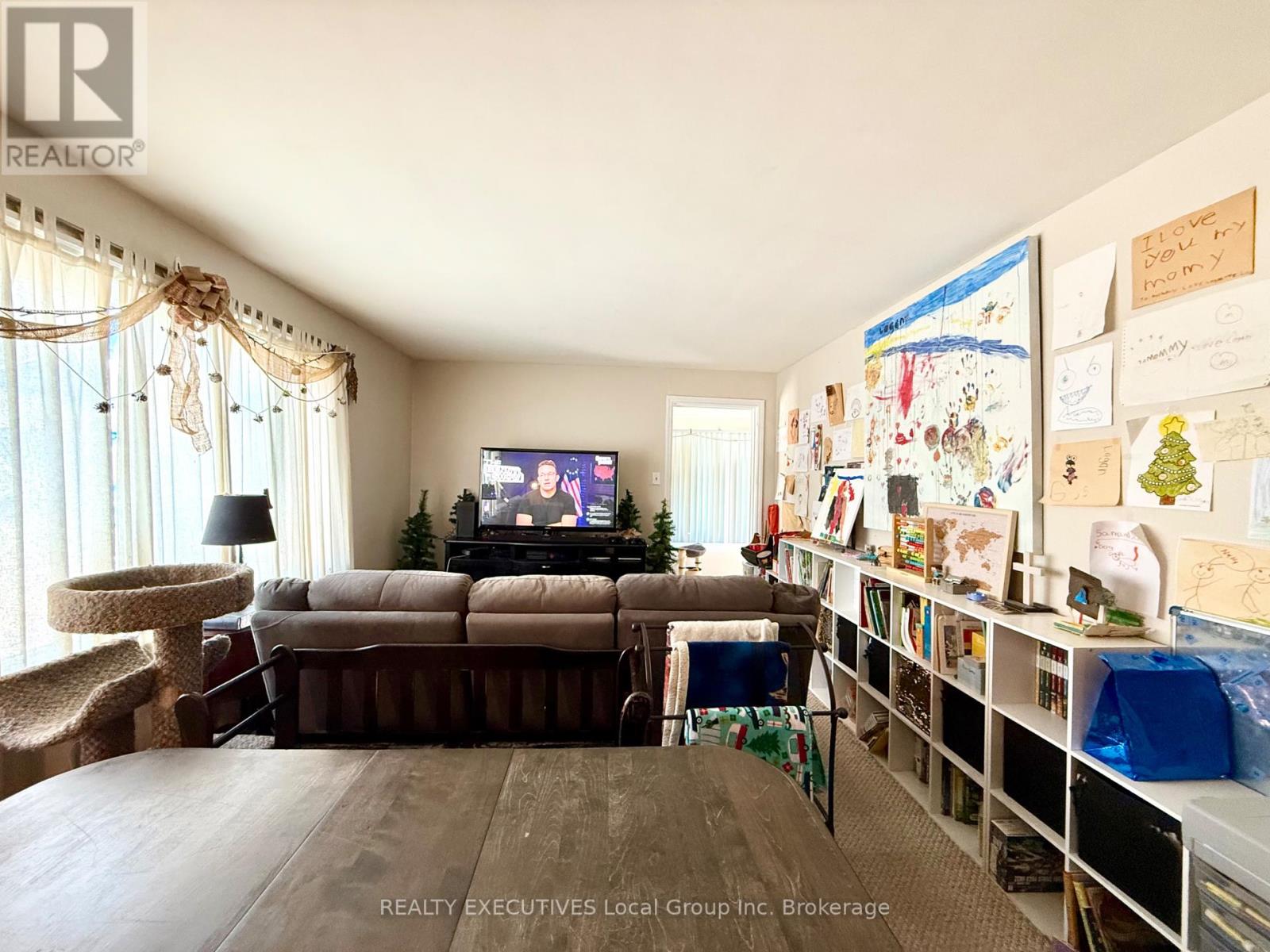 493 Brennan Street, North Bay, Ontario P1B 6J7 - Photo 7 - X12297377