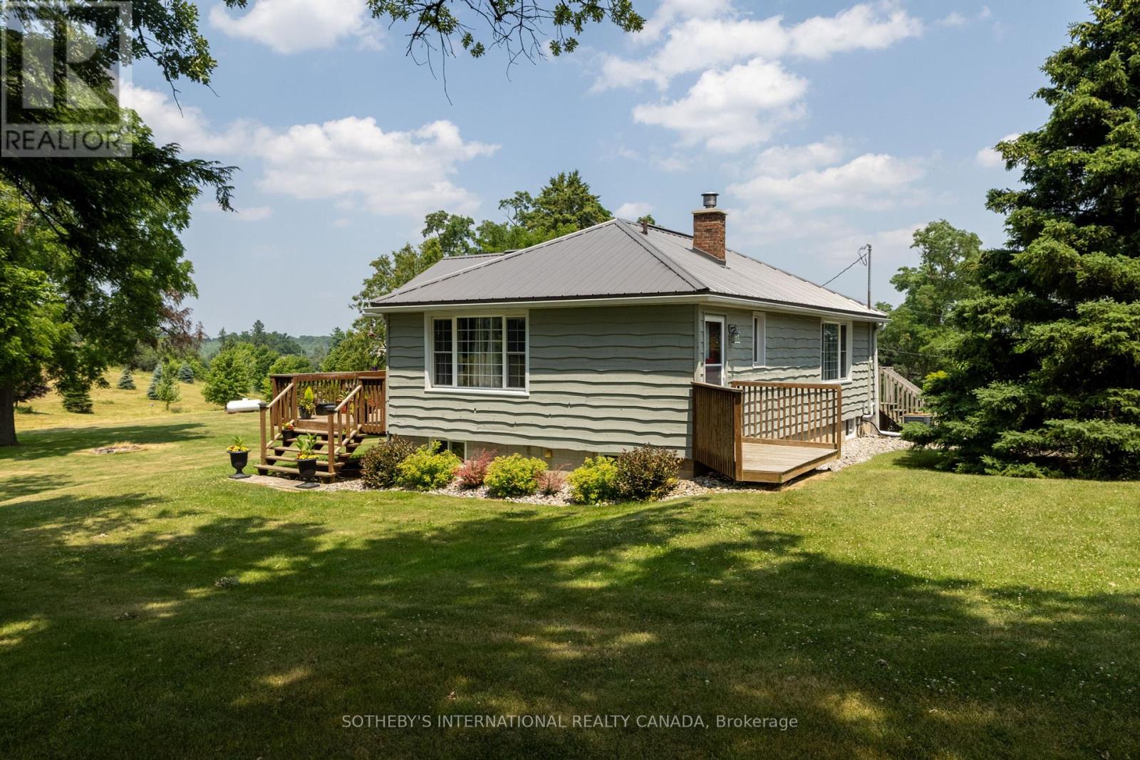 15366 The Gore Road, Caledon, Ontario  L7C 3E4 - Photo 24 - W12297155