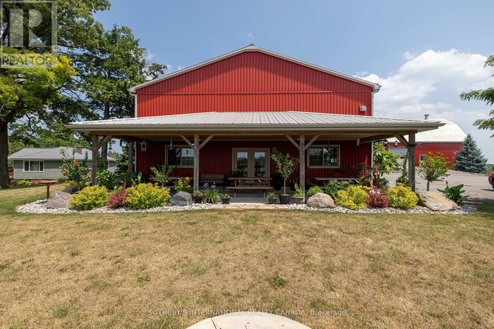 15366 The Gore Road, Caledon, Ontario  L7C 3E4 - Photo 32 - W12297155