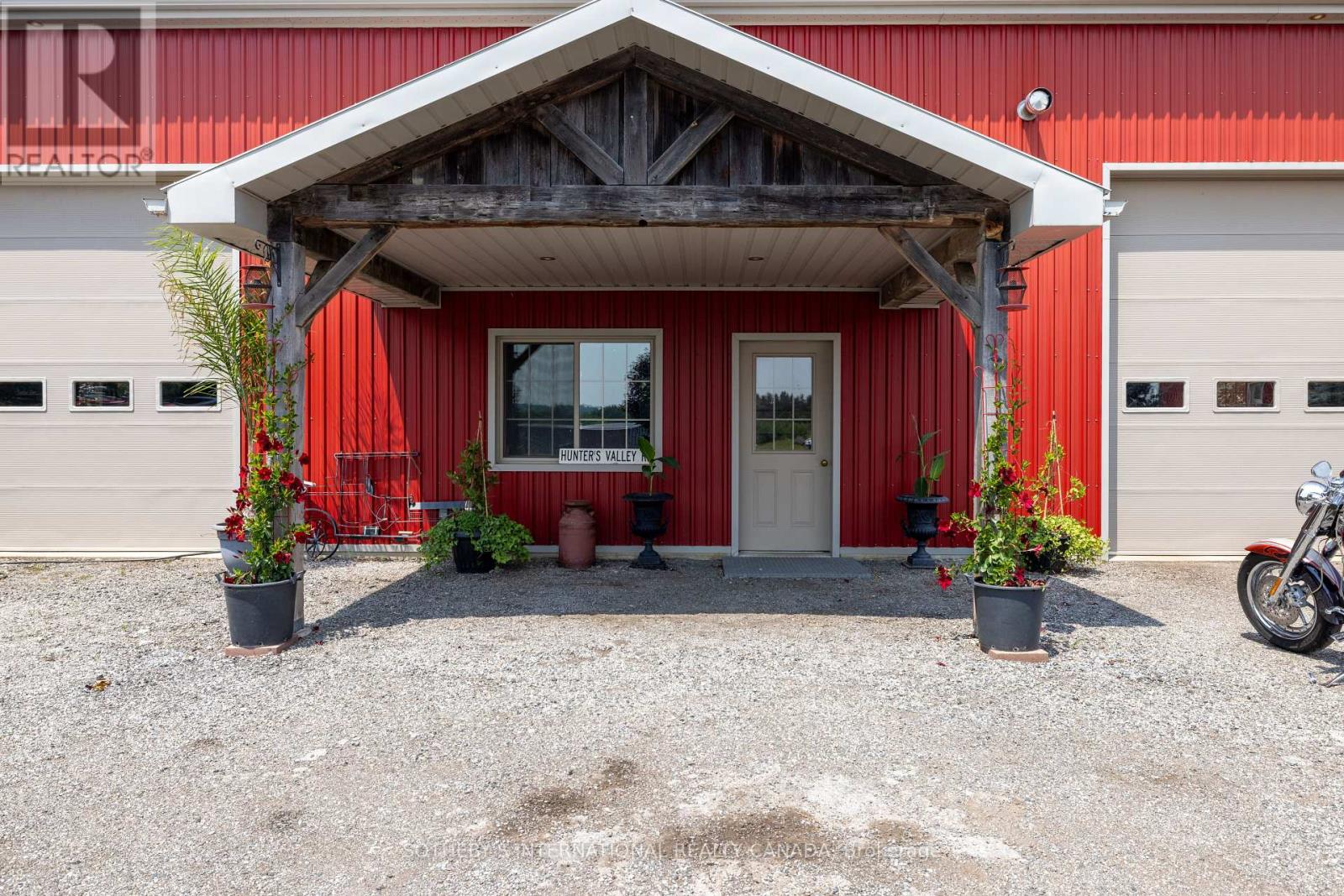 15366 The Gore Road, Caledon, Ontario  L7C 3E4 - Photo 45 - W12297155