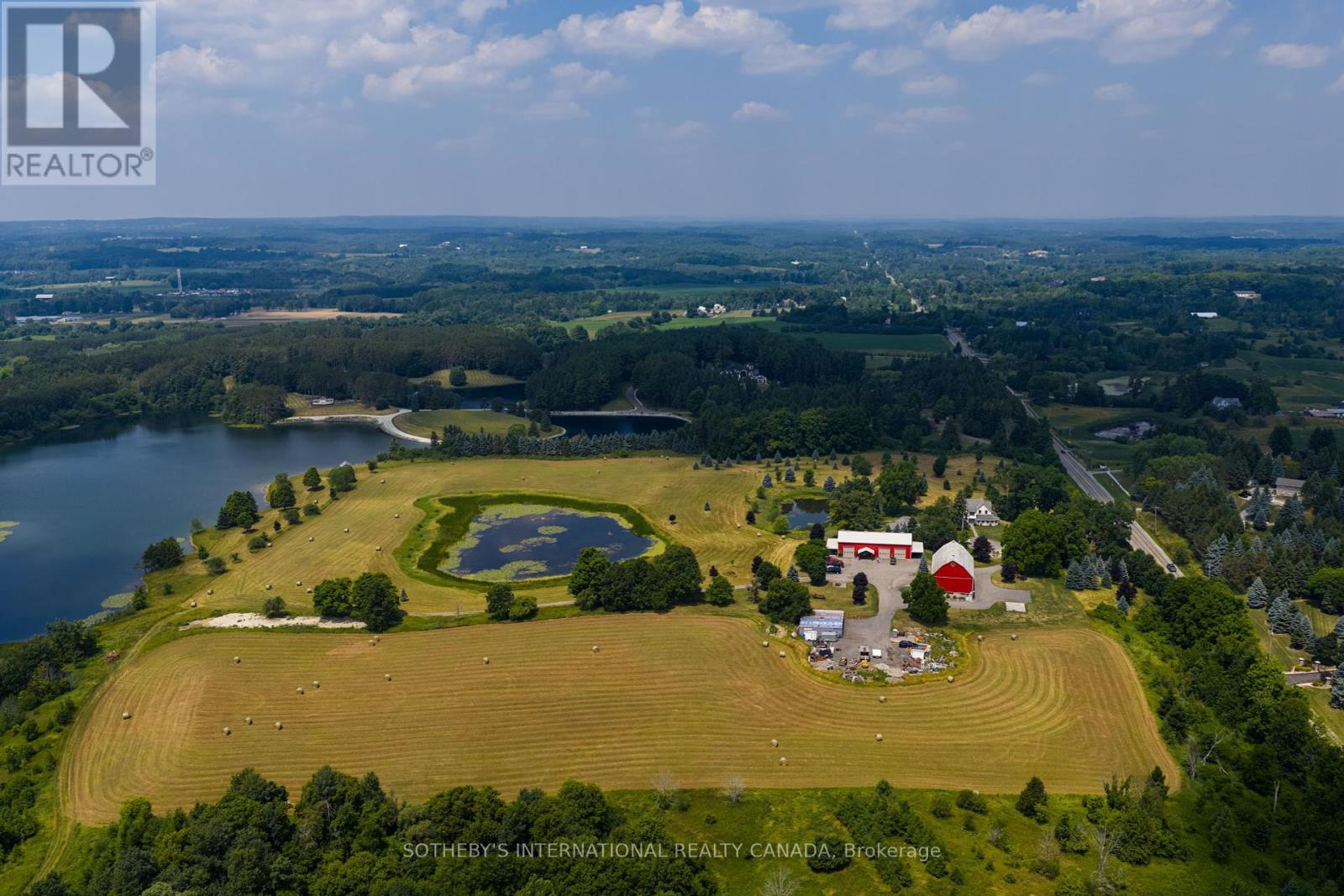 15366 The Gore Road, Caledon, Ontario  L7C 3E4 - Photo 6 - W12297155