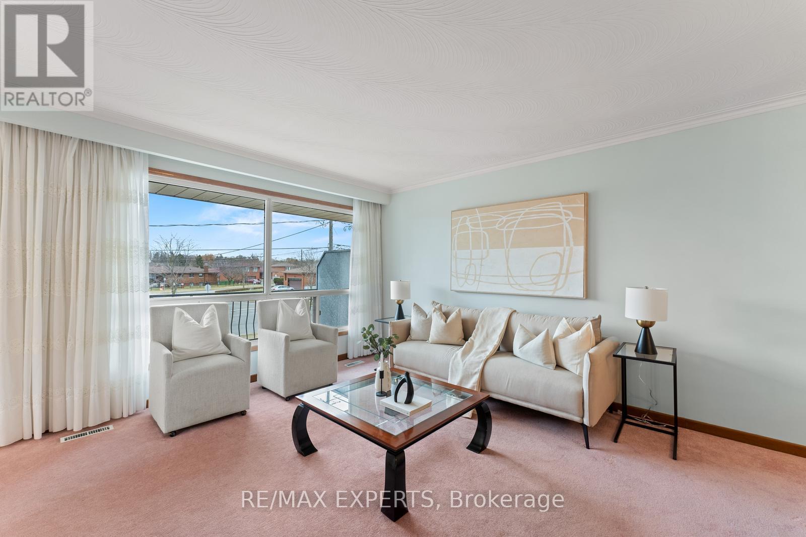 126 Ardwick Boulevard, Toronto (Humbermede), Ontario  M9M 1W2 - Photo 13 - W12297212
