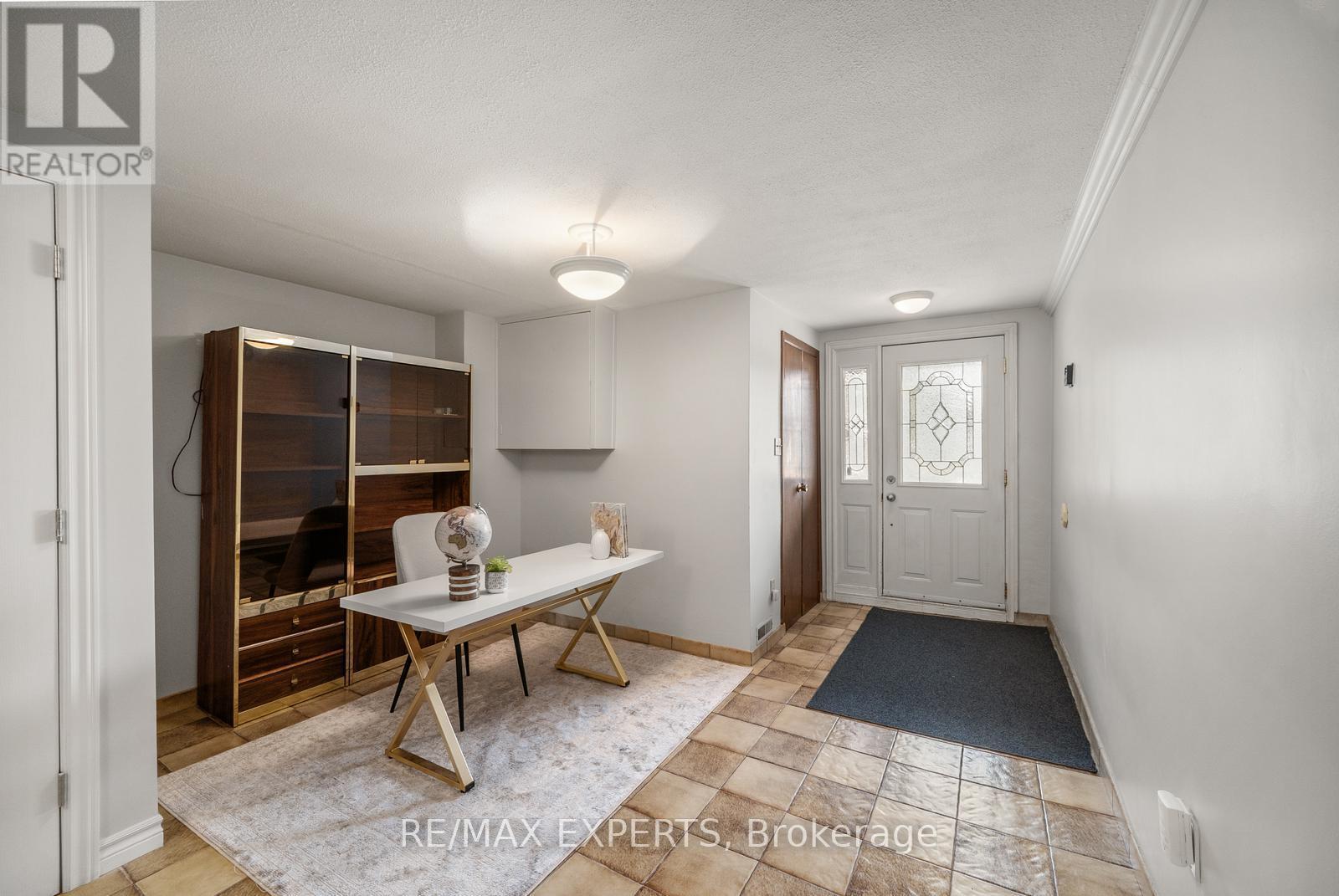 126 Ardwick Boulevard, Toronto (Humbermede), Ontario  M9M 1W2 - Photo 23 - W12297212