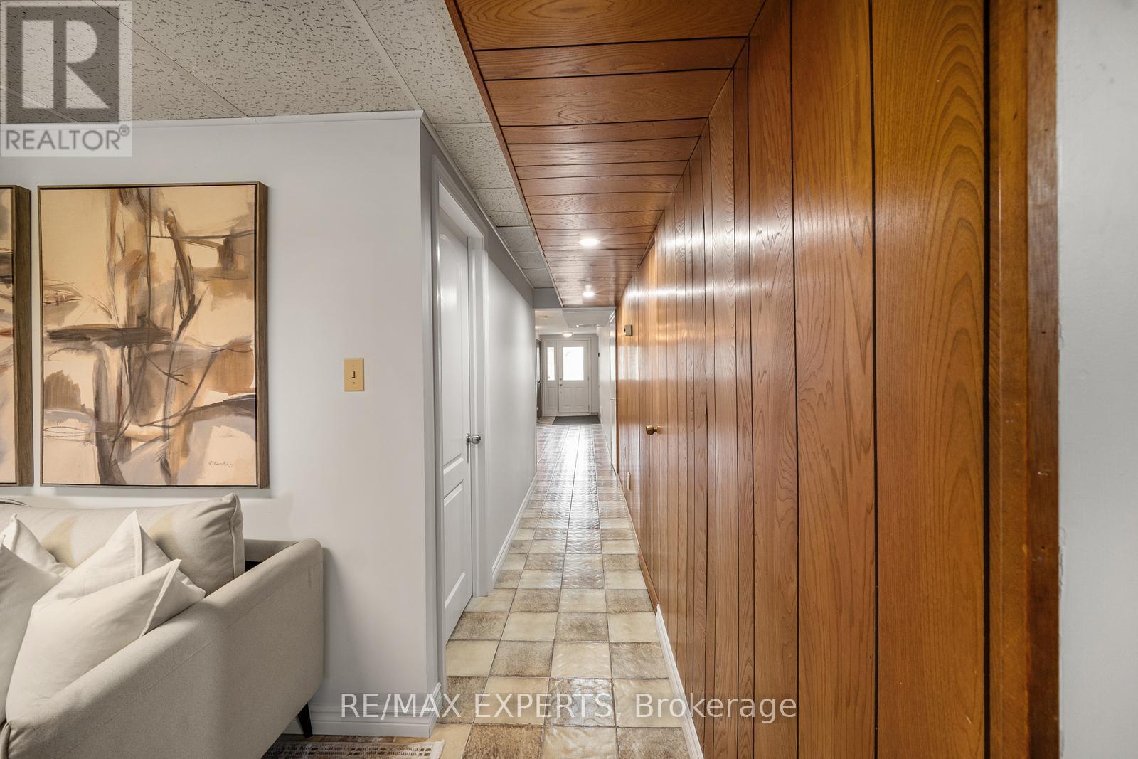 126 Ardwick Boulevard, Toronto (Humbermede), Ontario  M9M 1W2 - Photo 25 - W12297212