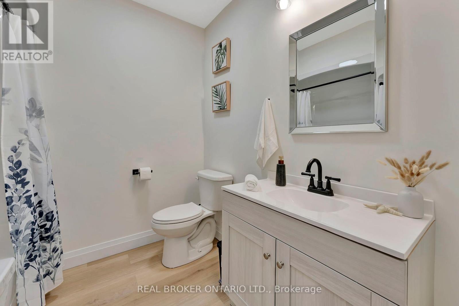 30 Tanager Drive, Tillsonburg, Ontario  N4G 1A9 - Photo 35 - X12297213