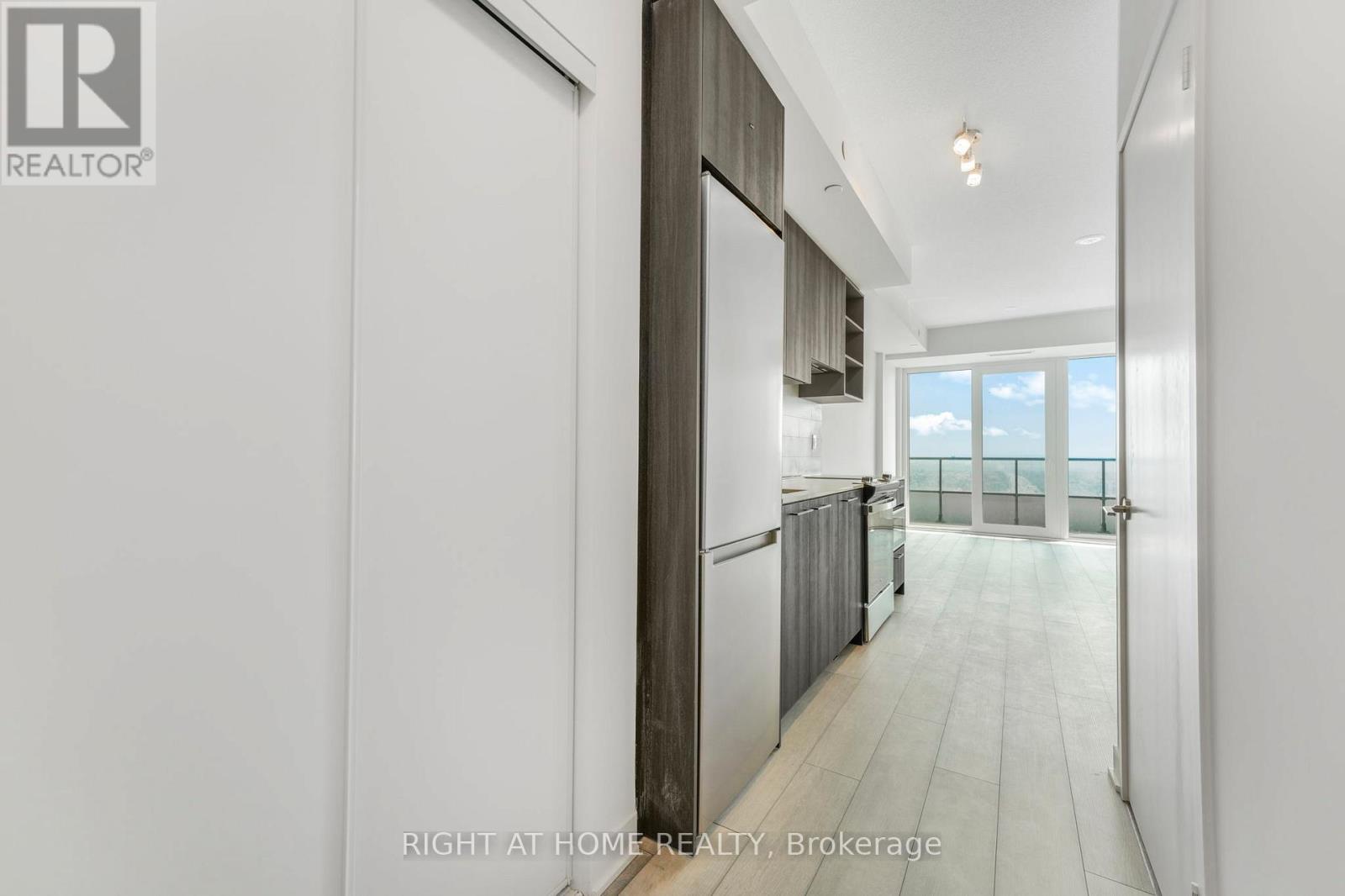 Property at 1609 - 260 MALTA AVENUE image 3