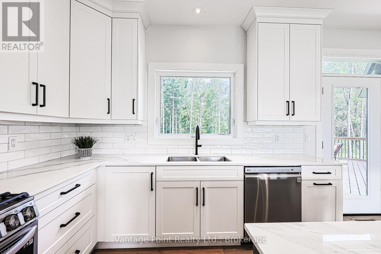 249311 Grey Road 9 Road, Grey Highlands, Ontario  N0C 1B0 - Photo 16 - X12297422