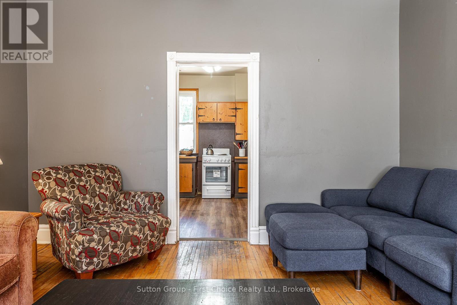144 Romeo Street S, Stratford, Ontario  N5A 4S9 - Photo 17 - X12297425